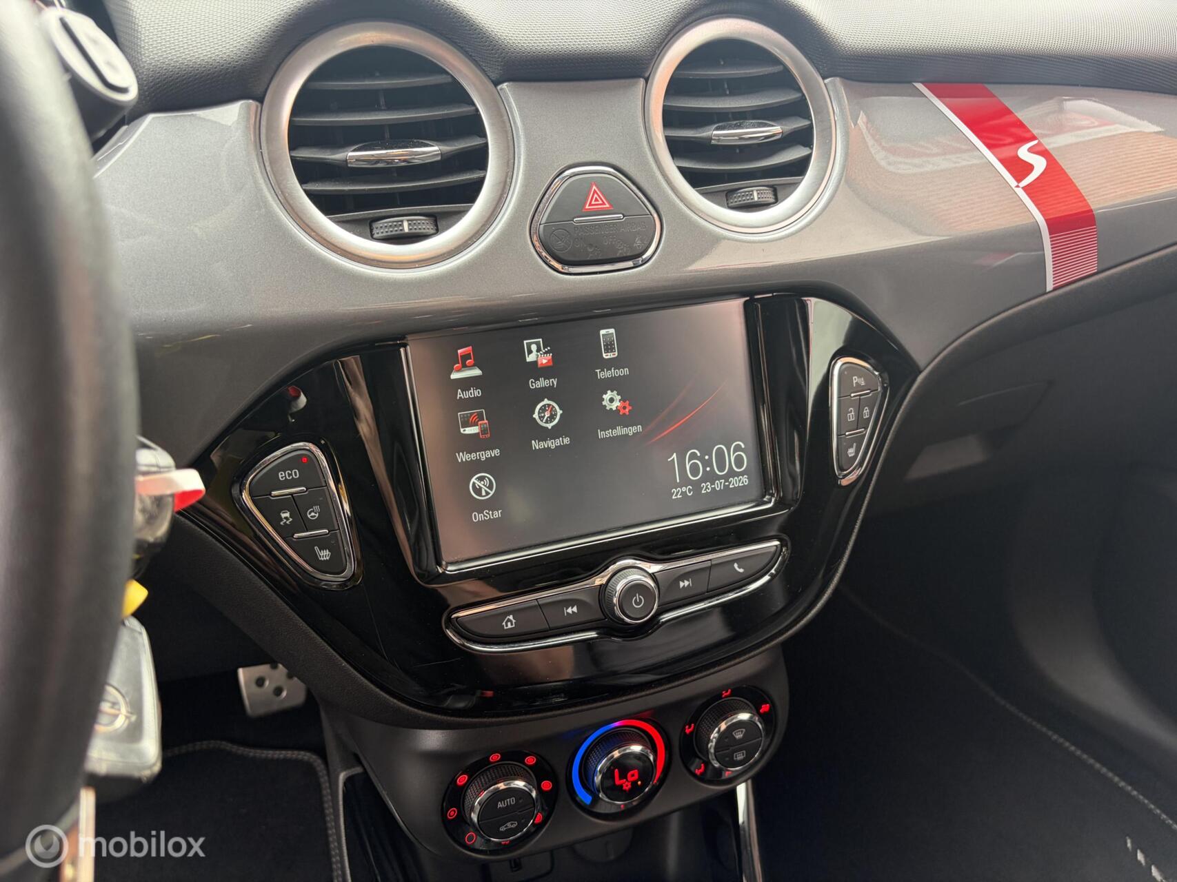 Foto van Opel Adam