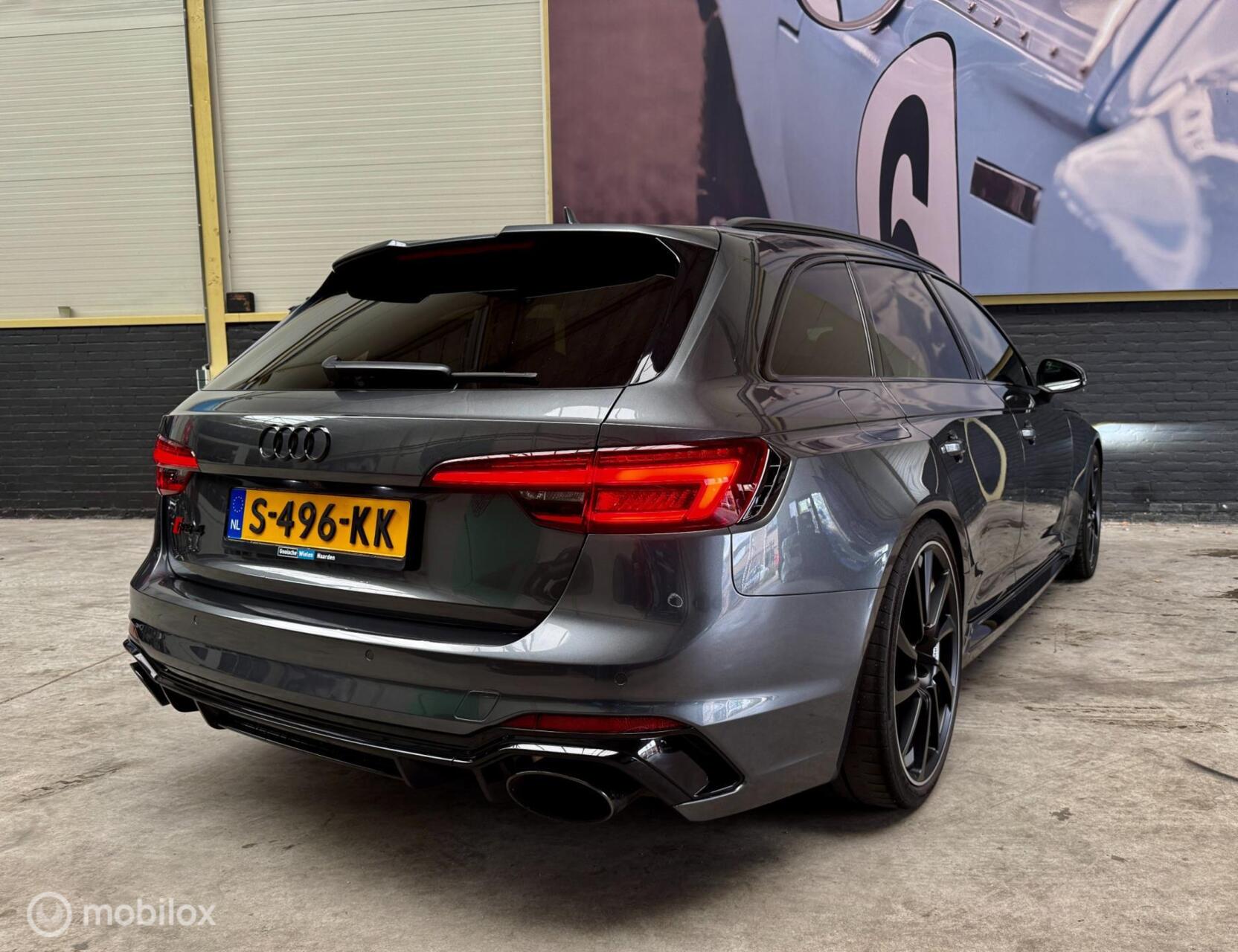 Foto van Audi RS 4 Avant