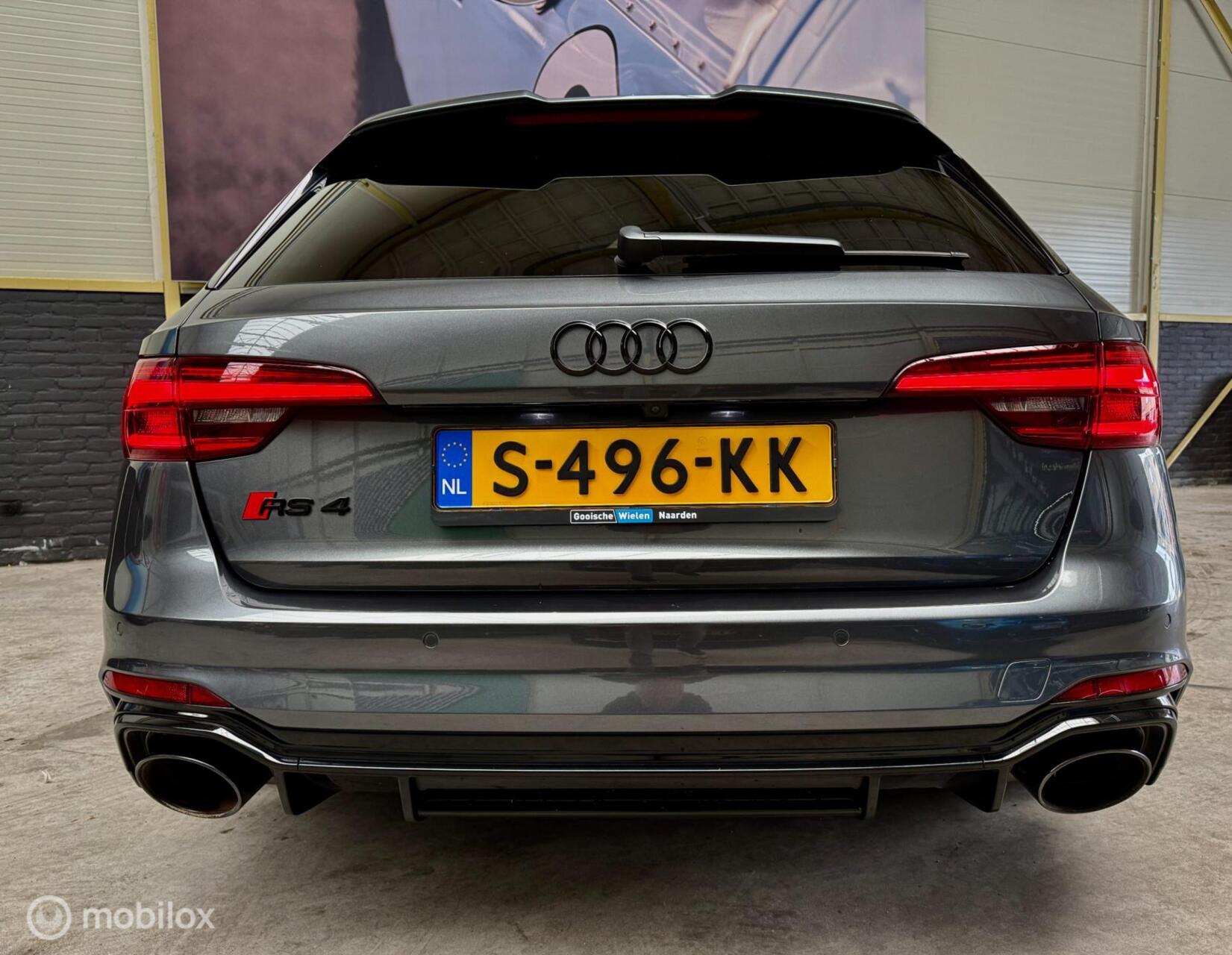 Foto van Audi RS 4 Avant