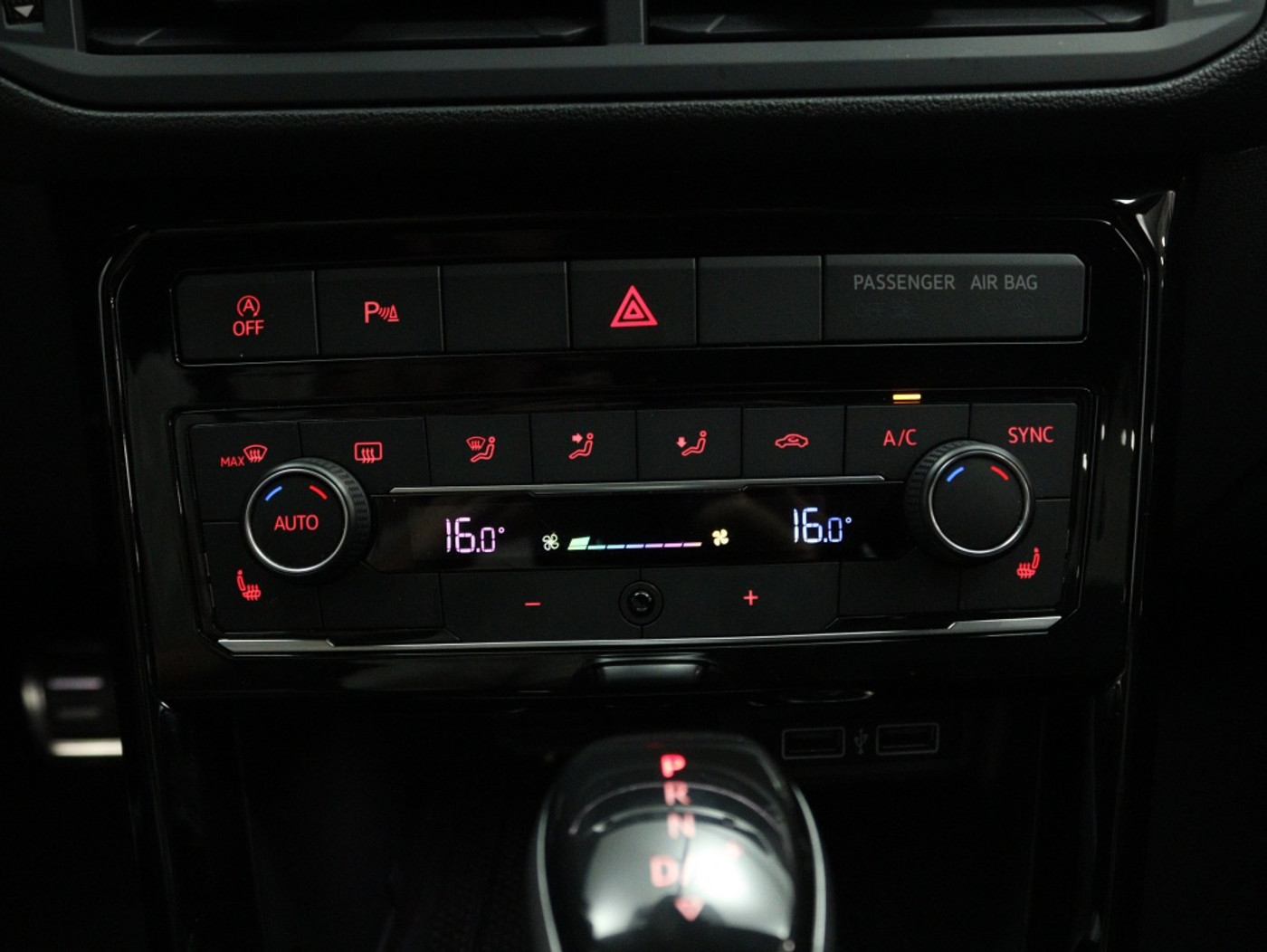 Foto van Volkswagen T-cross