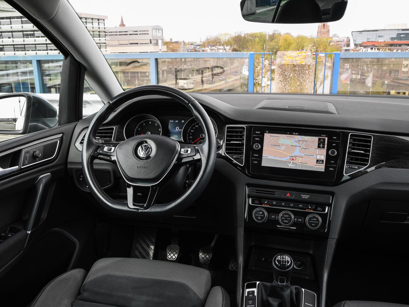 Foto van Volkswagen Golf Sportsvan