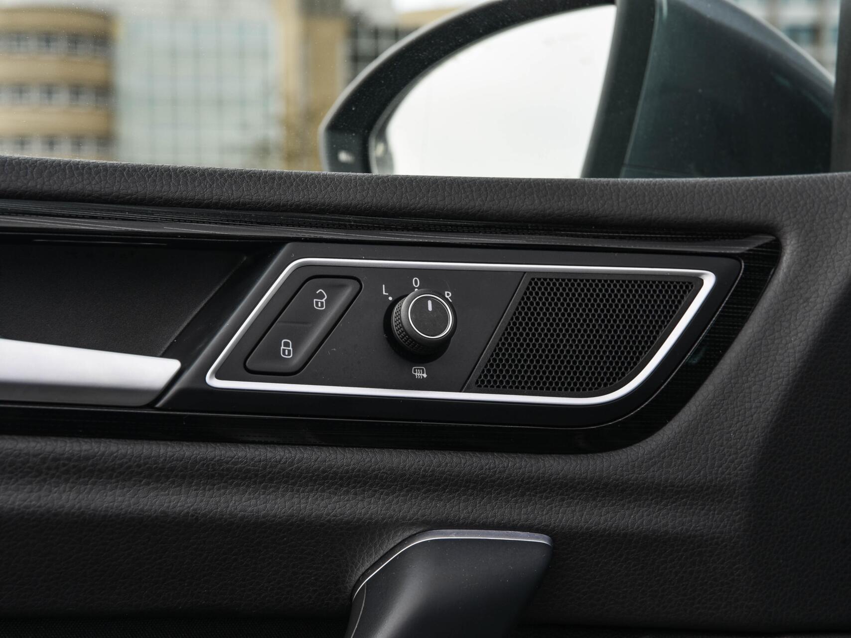 Foto van Volkswagen Golf Sportsvan