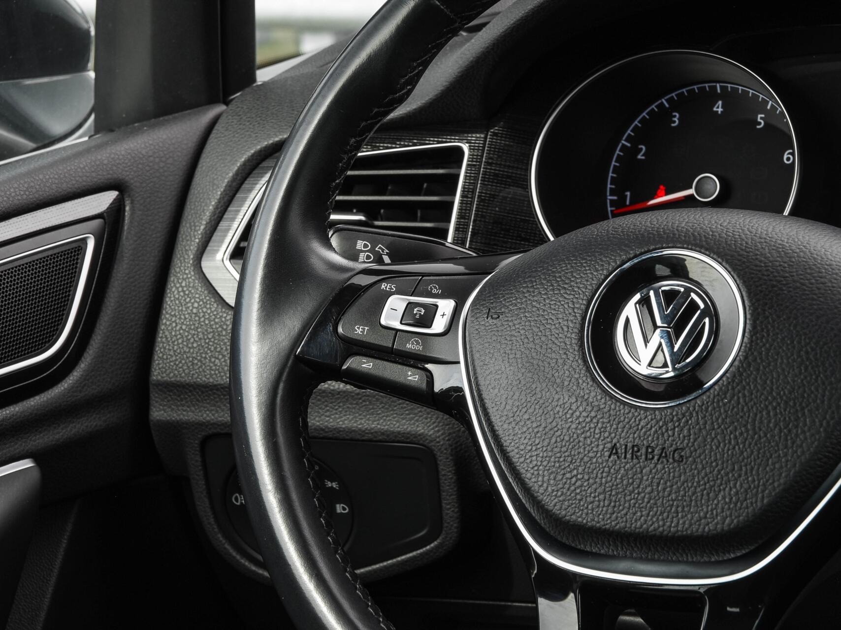 Foto van Volkswagen Golf Sportsvan