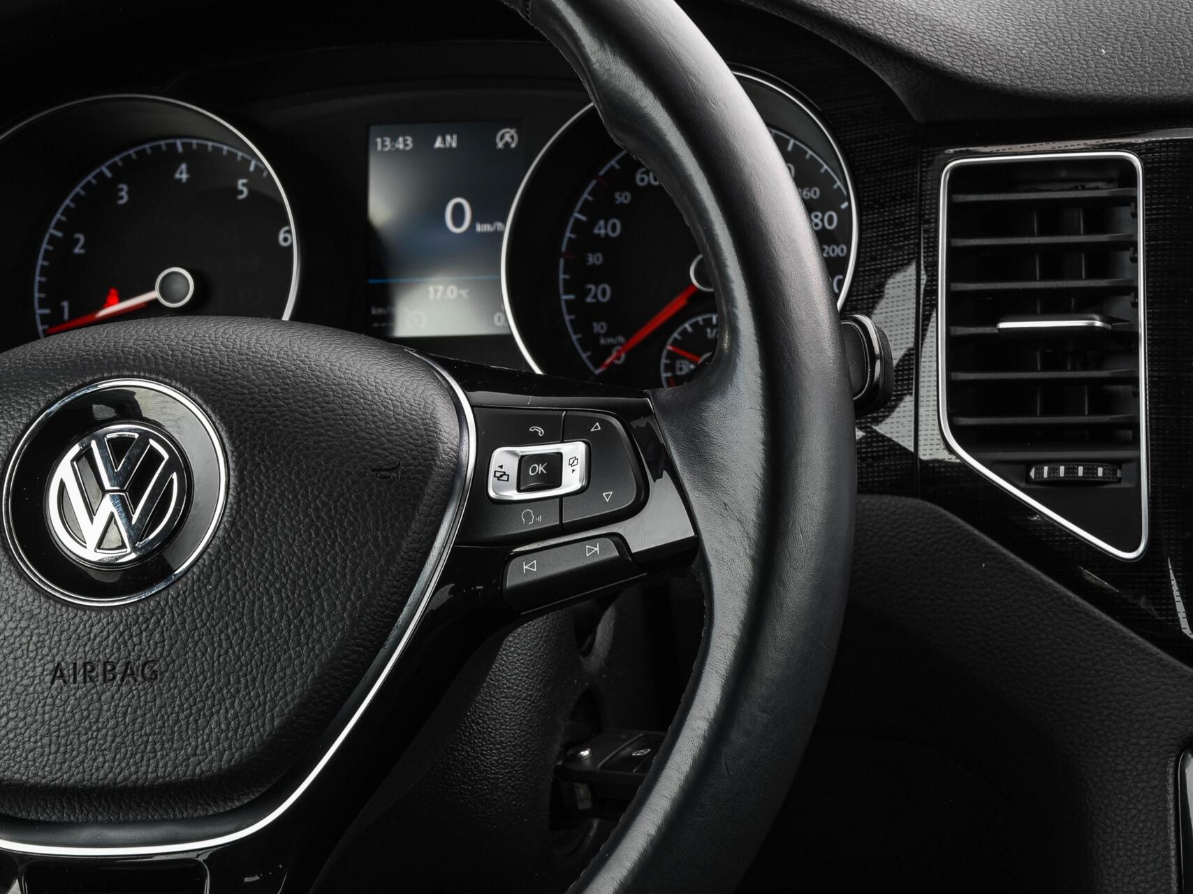 Foto van Volkswagen Golf Sportsvan