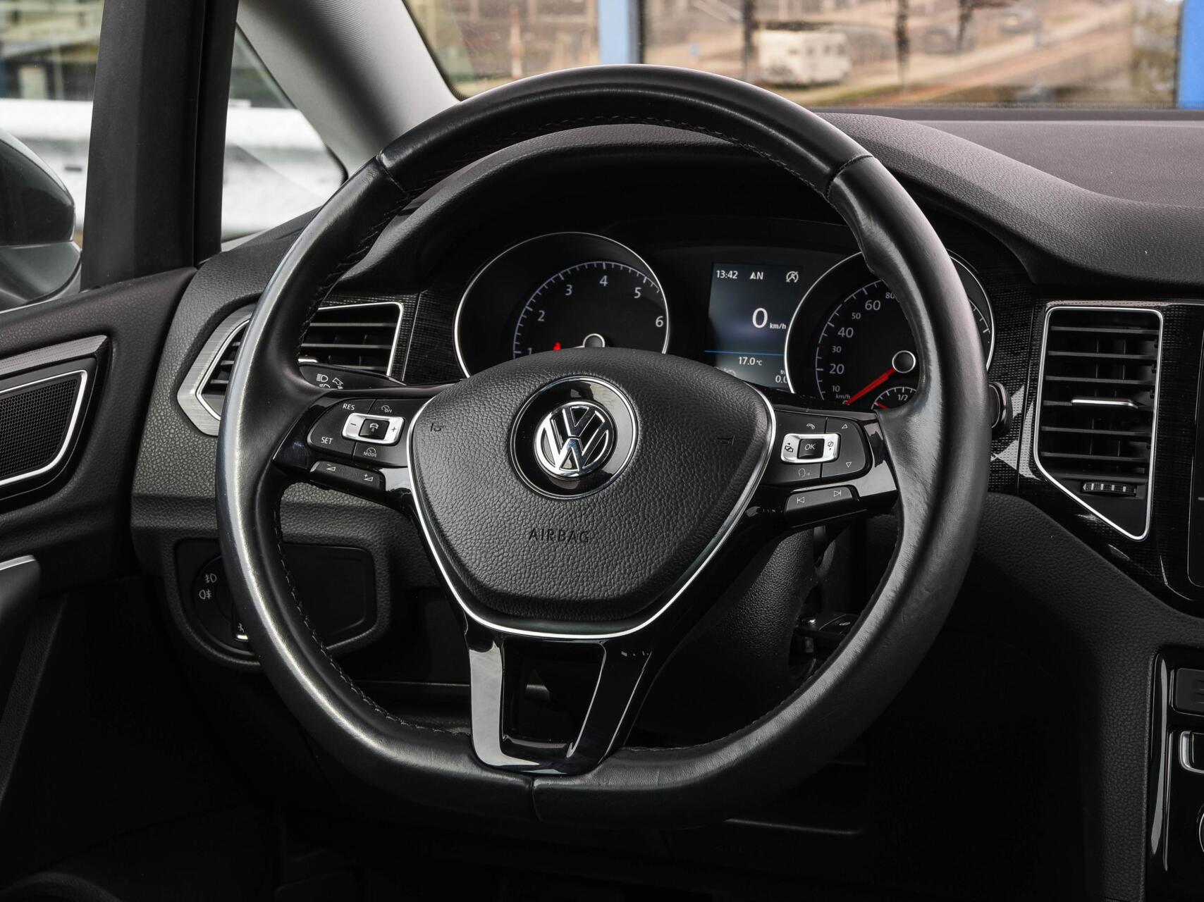 Foto van Volkswagen Golf Sportsvan