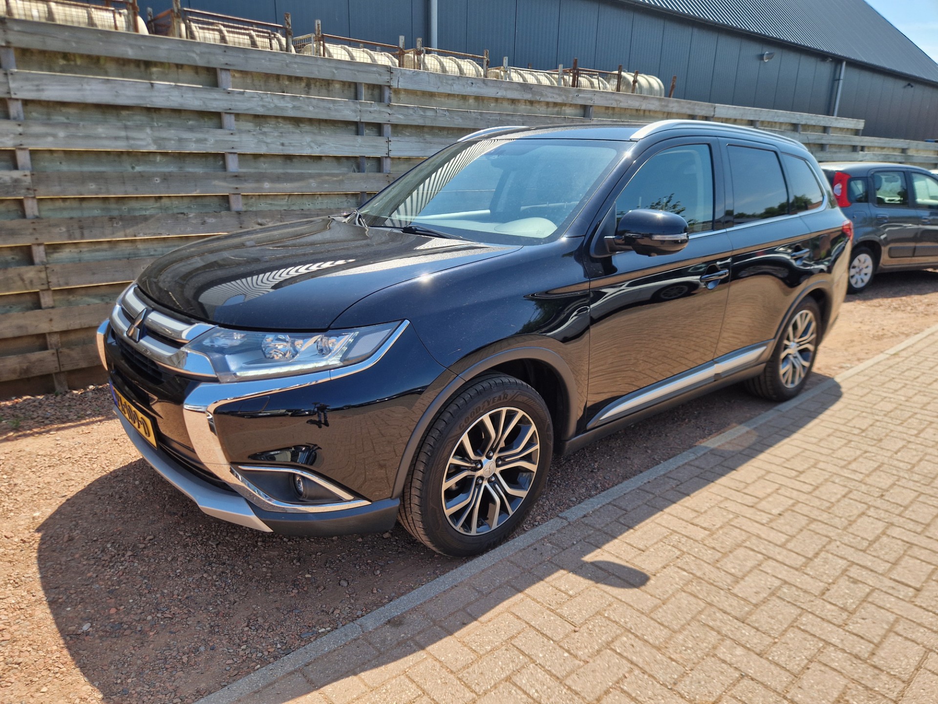 Foto van Mitsubishi Mitsubishi Outlander