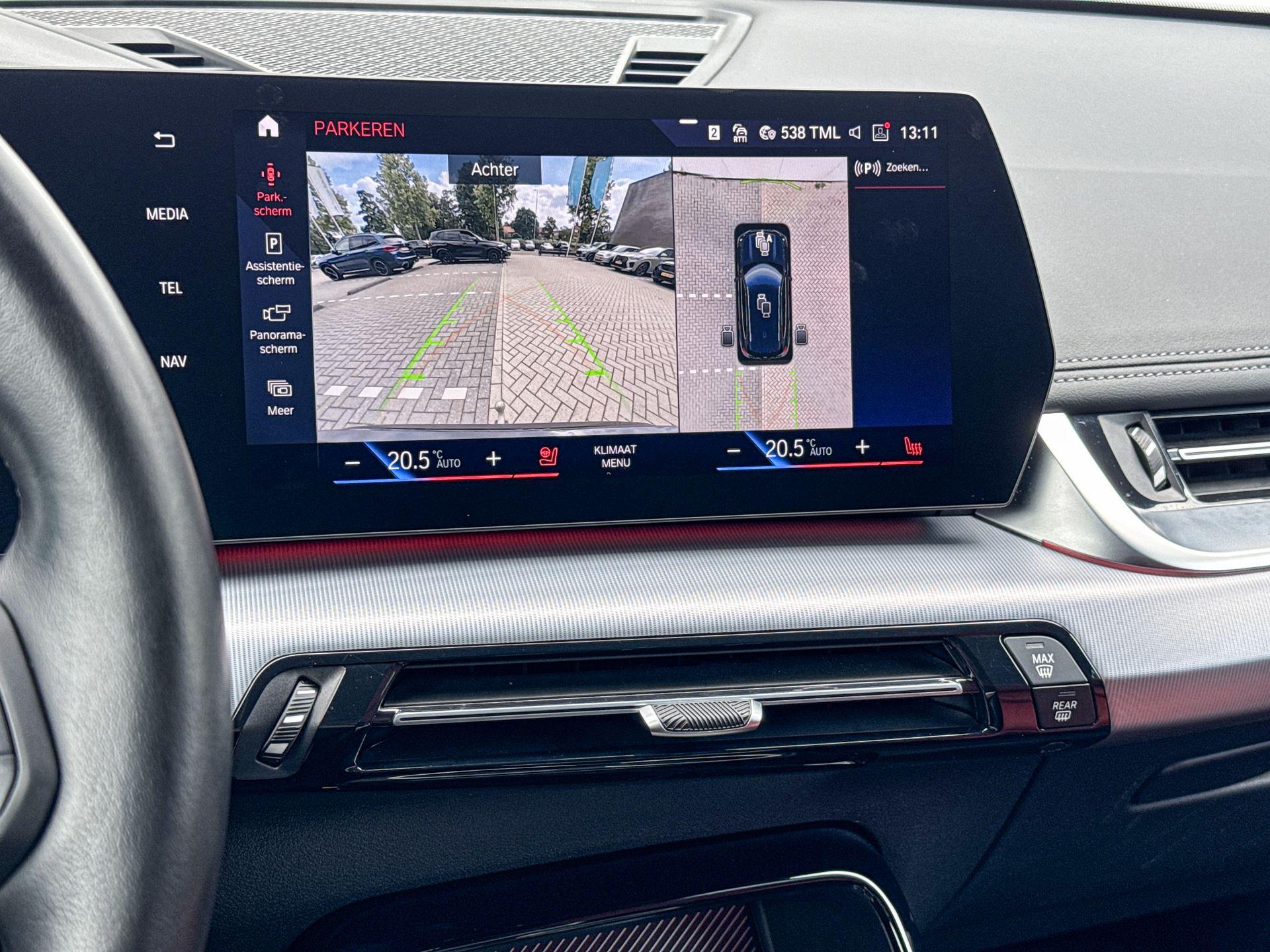 Foto van BMW Ix1 Xdrive30