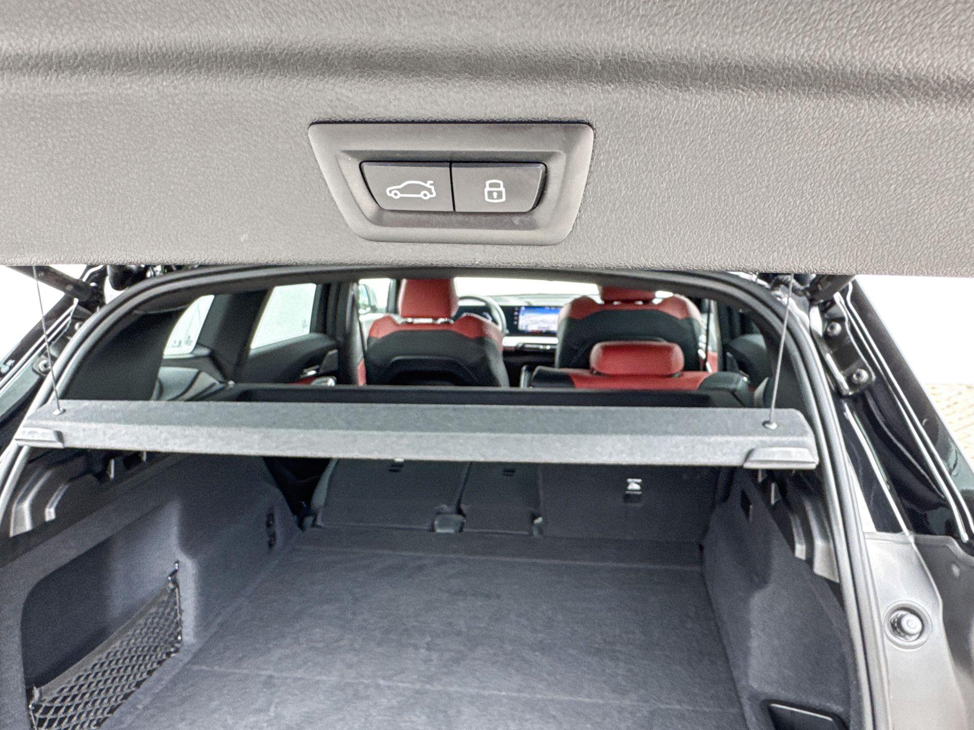 Foto van BMW Ix1 Xdrive30