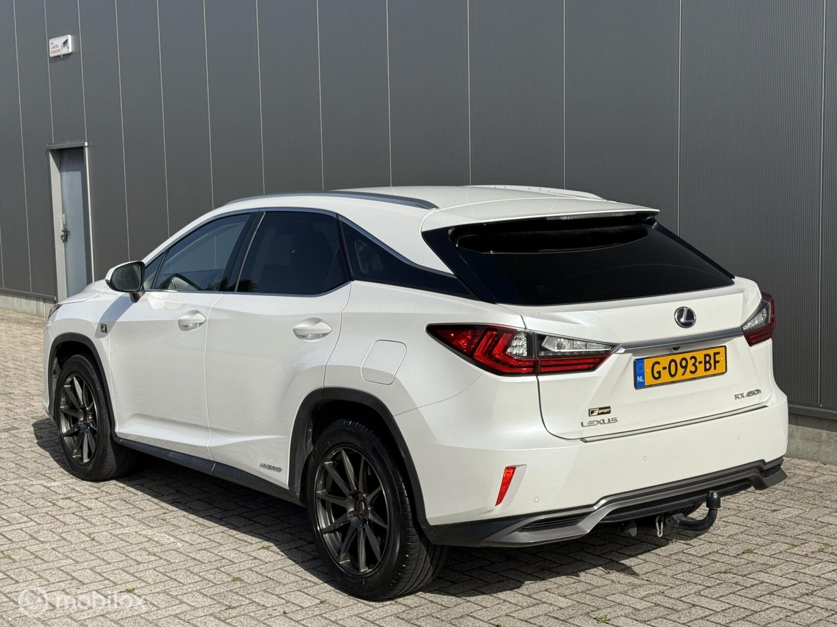Foto van Lexus Lexus Rx450h