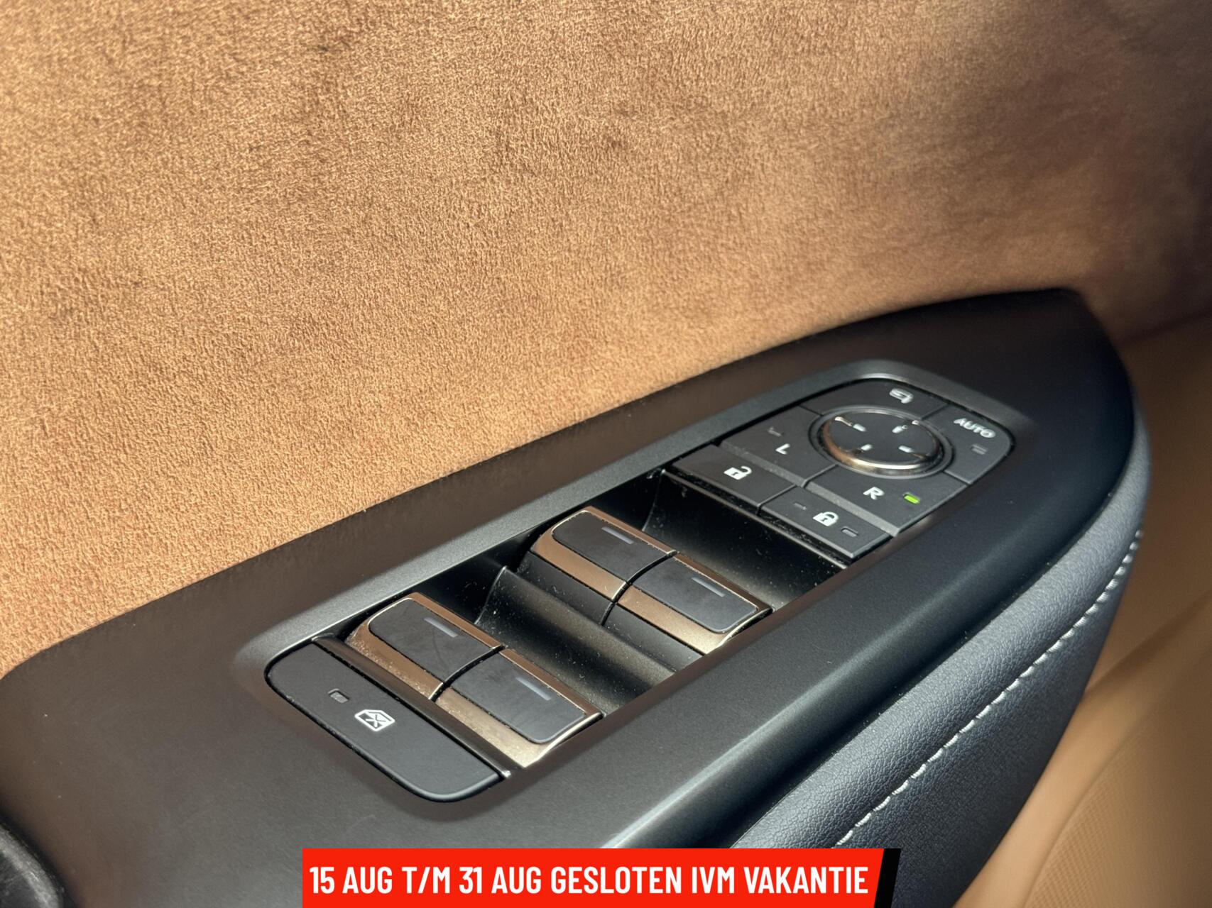 Foto van Lexus Lexus Rz450e