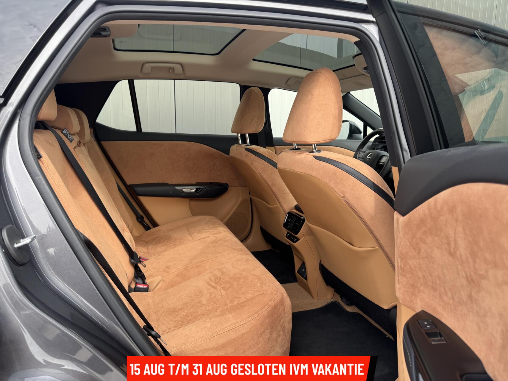 Foto van Lexus Lexus Rz450e