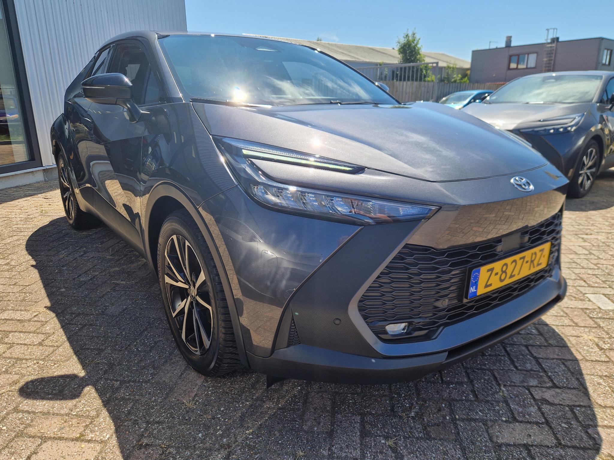 Foto van Toyota C-hr