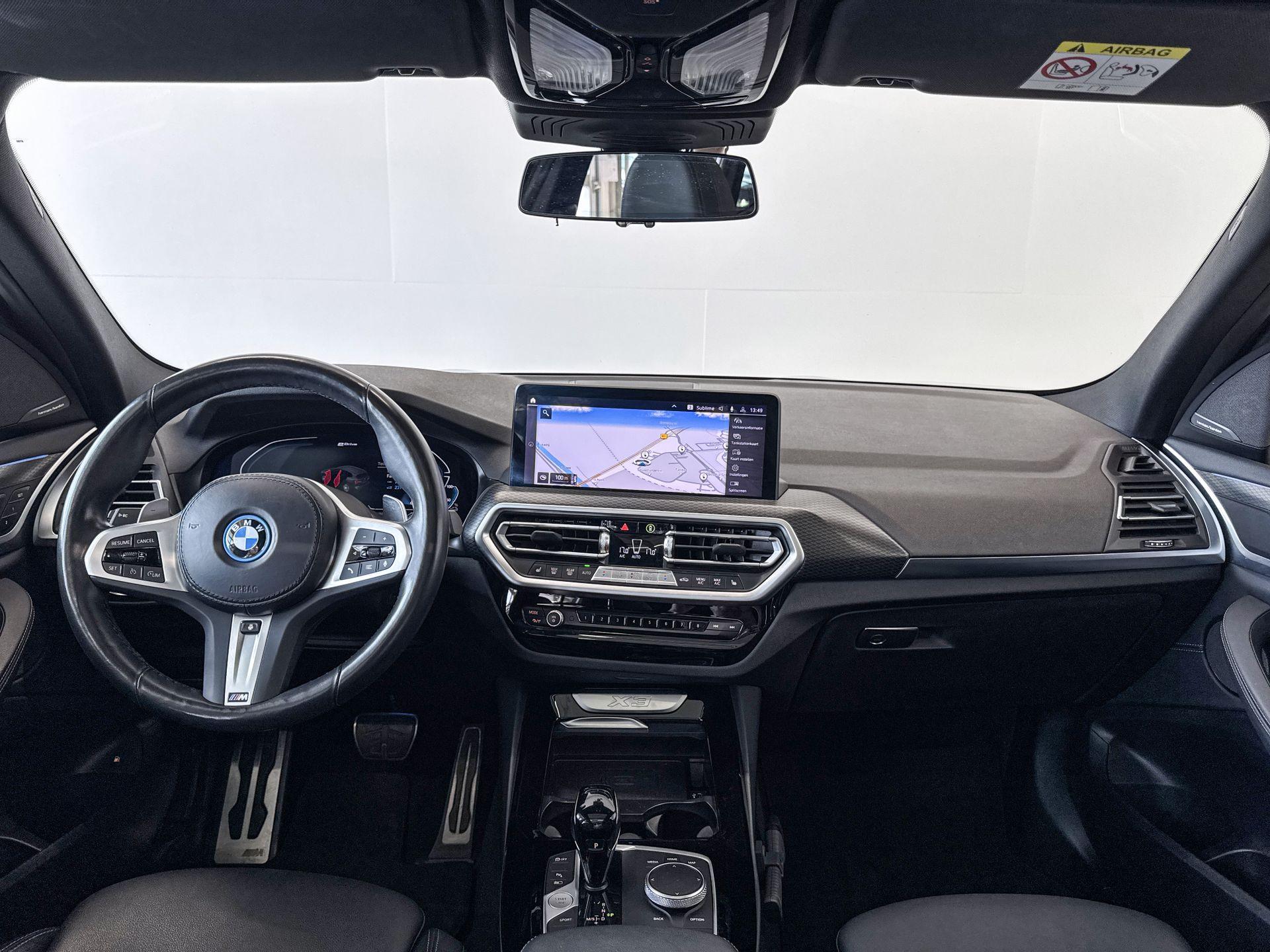 Foto van BMW X3 Xdrive30e