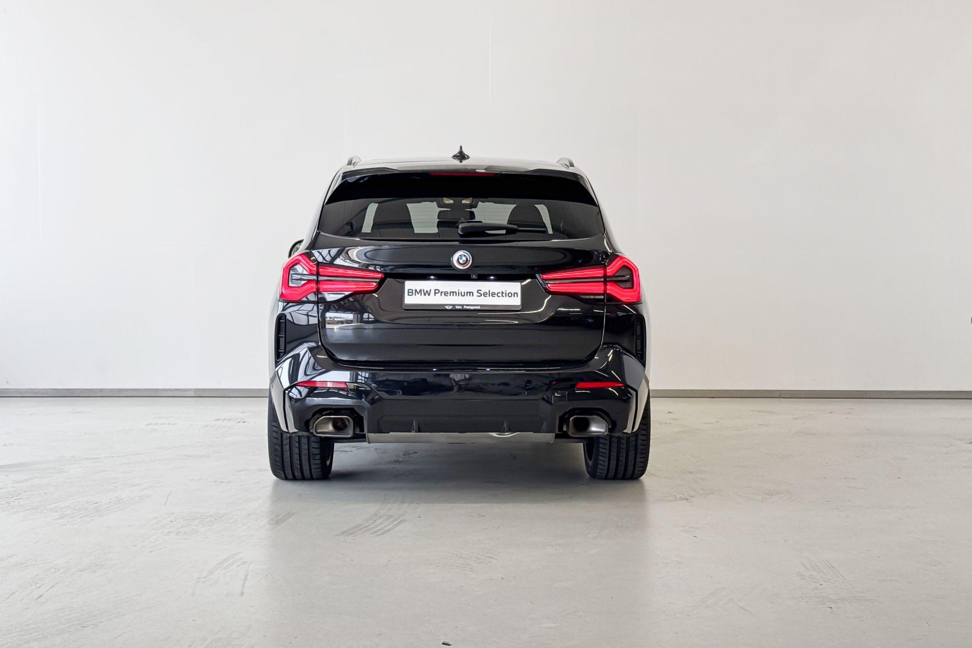 Foto van BMW X3 Xdrive30e