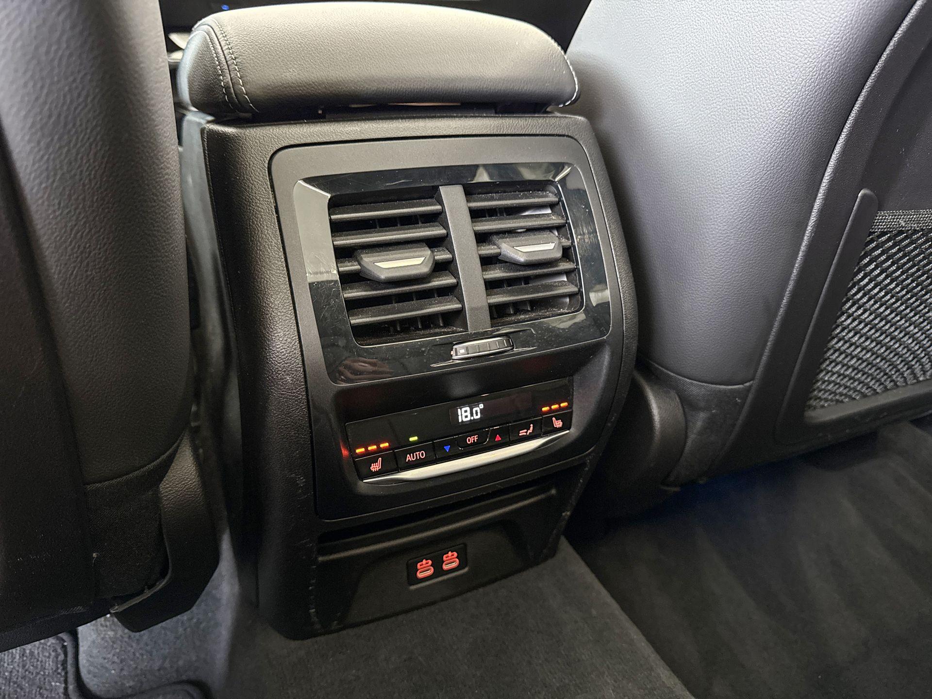 Foto van BMW X3 Xdrive30e