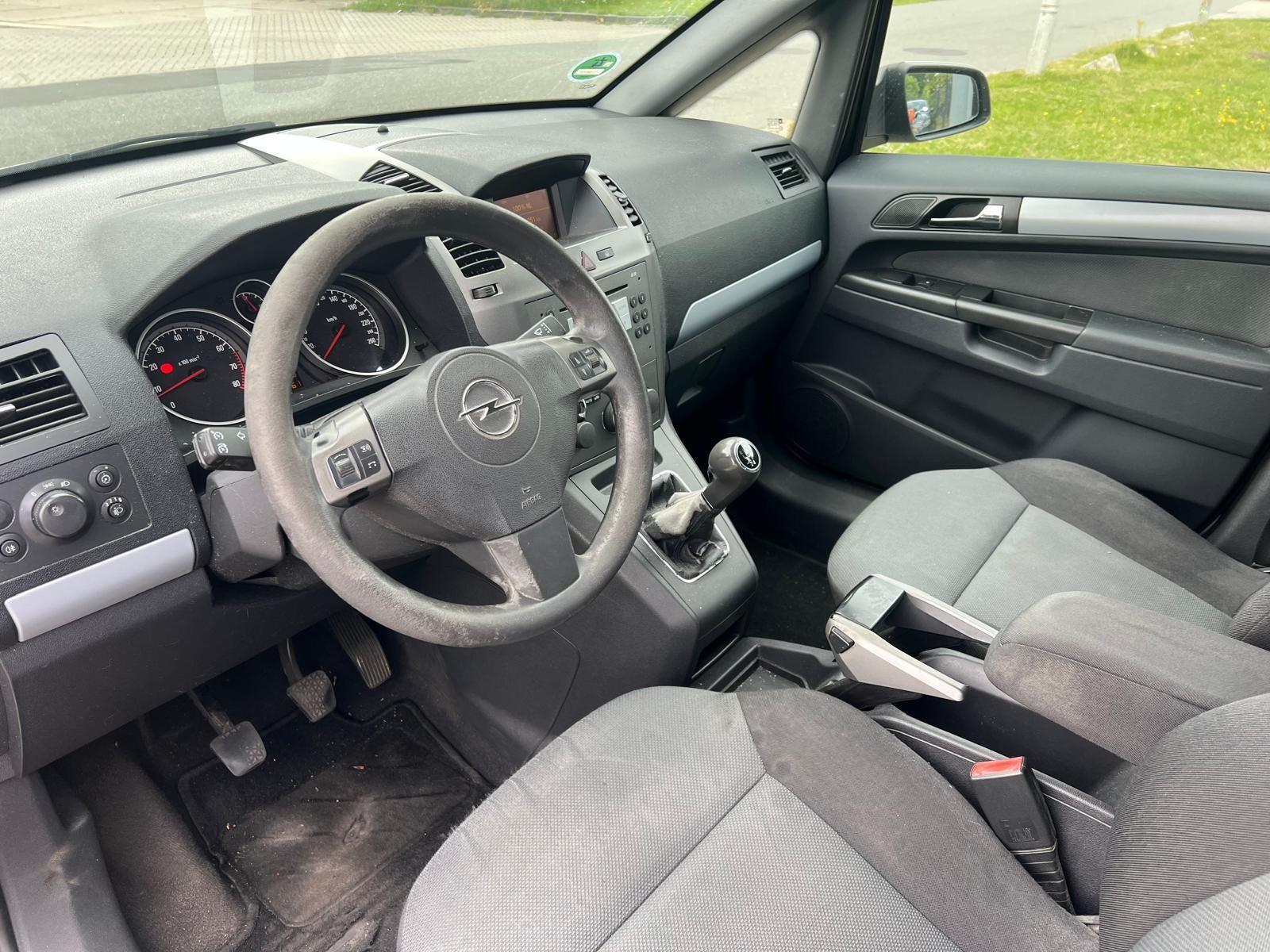 Foto van Opel Zafira