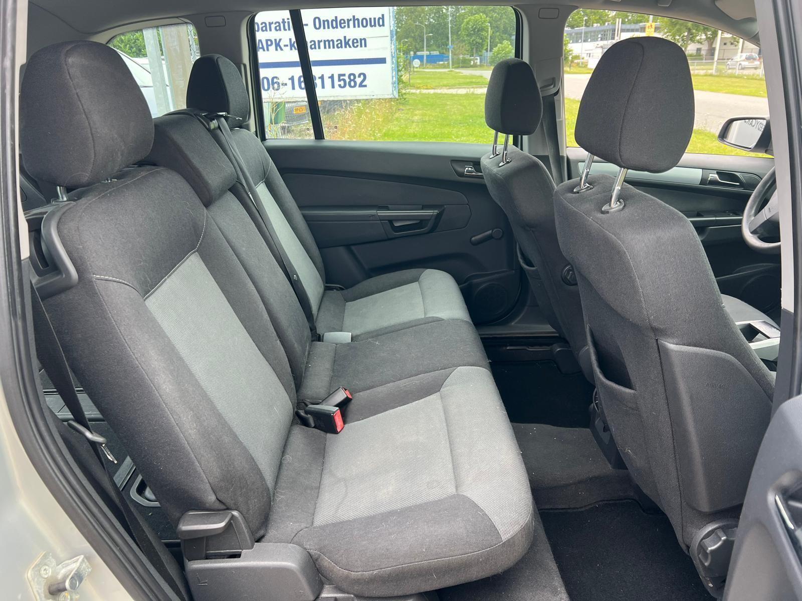 Foto van Opel Zafira