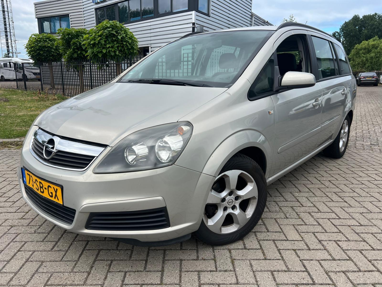 Foto van Opel Zafira