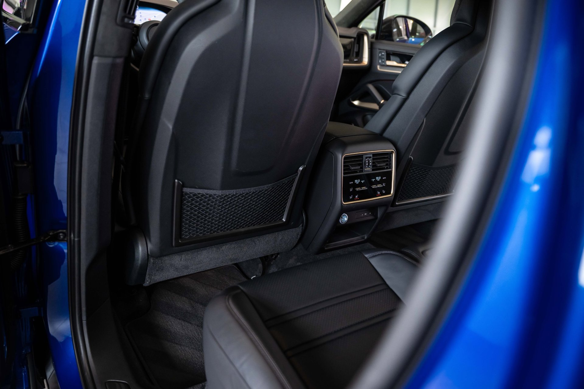 Foto van Porsche Cayenne Turbo E-hybrid