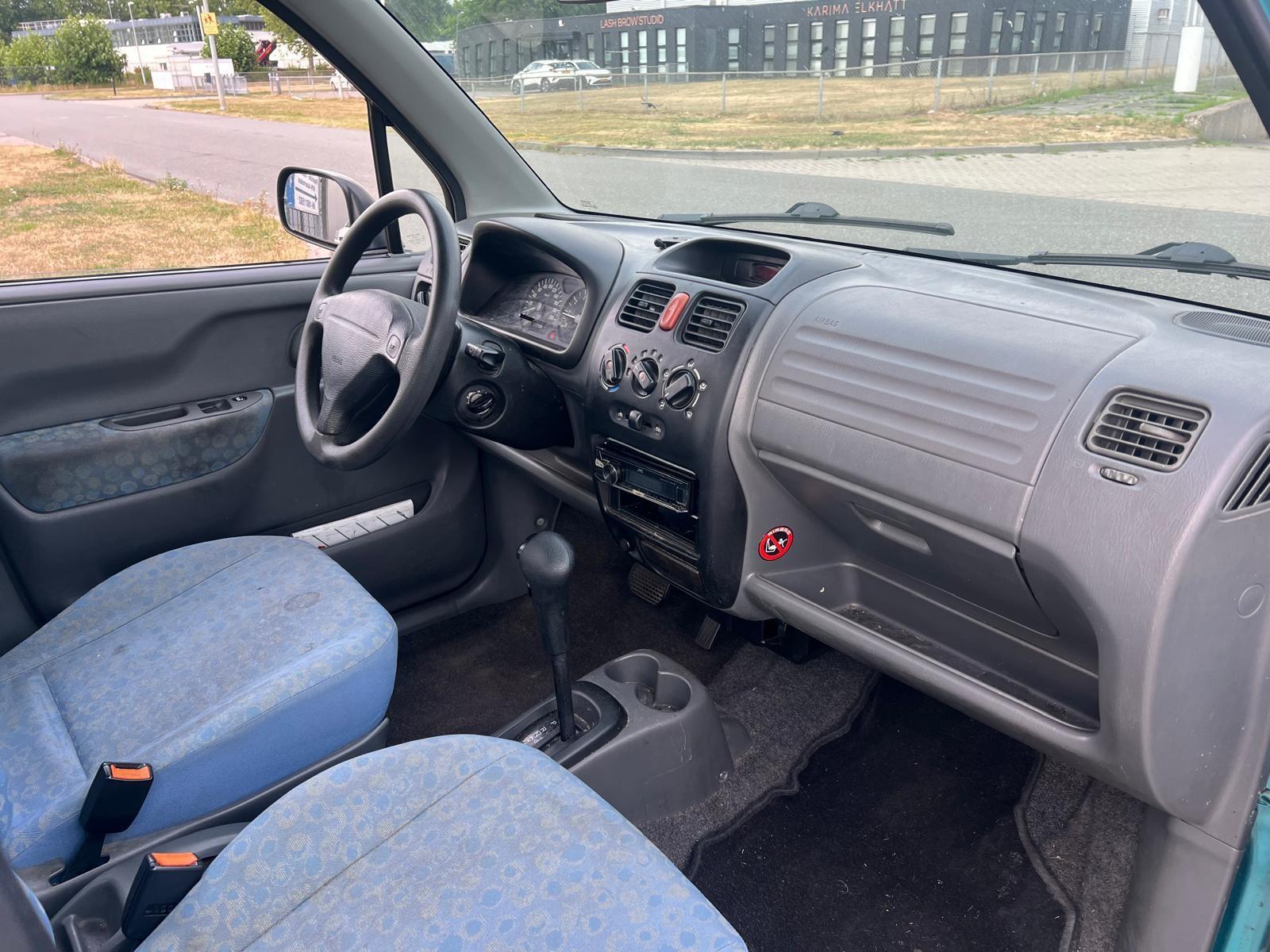 Foto van Suzuki Wagon R