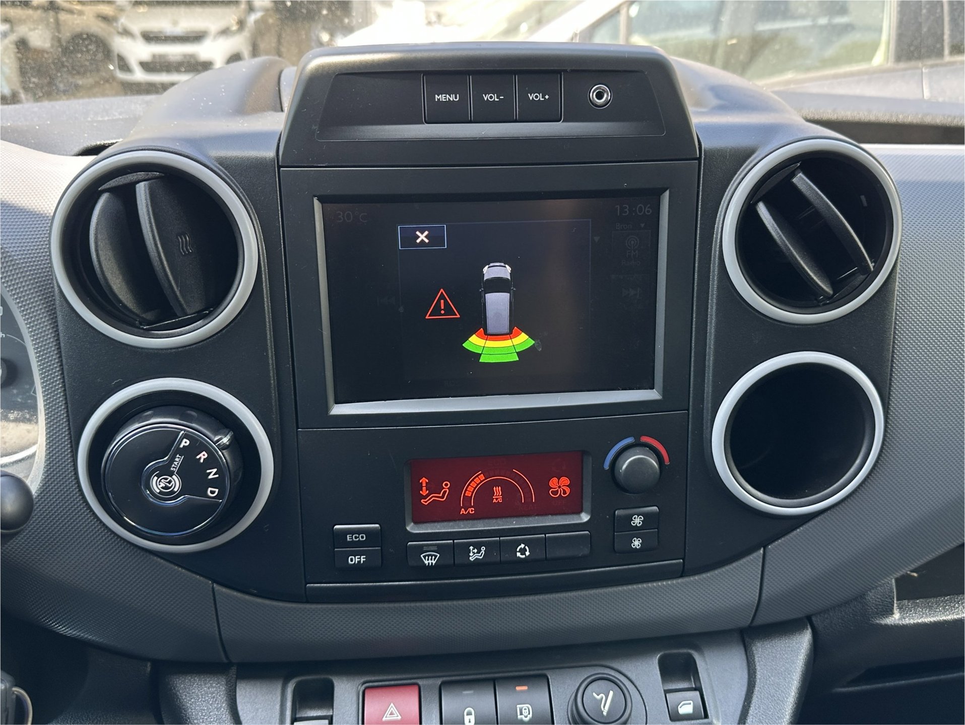 Foto van Peugeot Partner