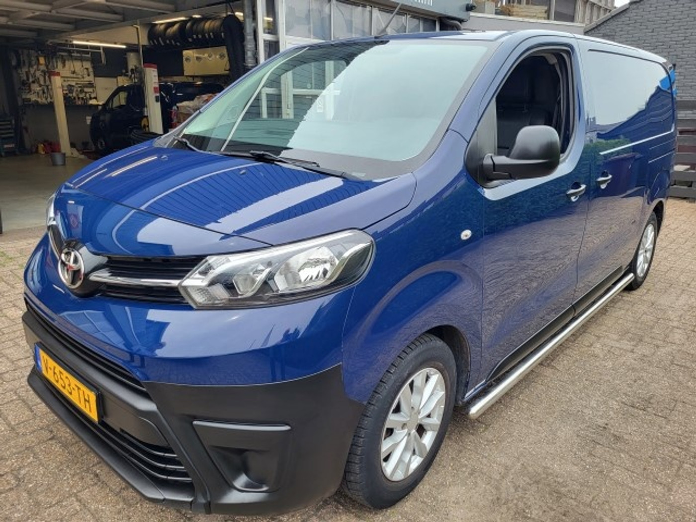 Toyota Proace 1.6 D-4D Cool Comf. Airco en van 1e eigenaar! 2018 - voorkant