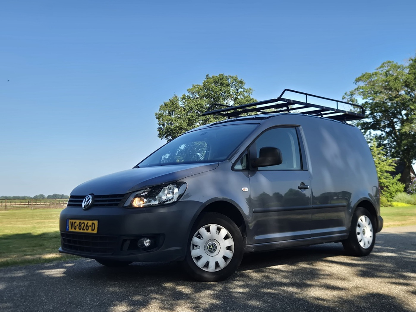 Volkswagen Caddy 1.6 TDI, airco, Nieuwe koppeling+vliegwiel 2013 - voorkant