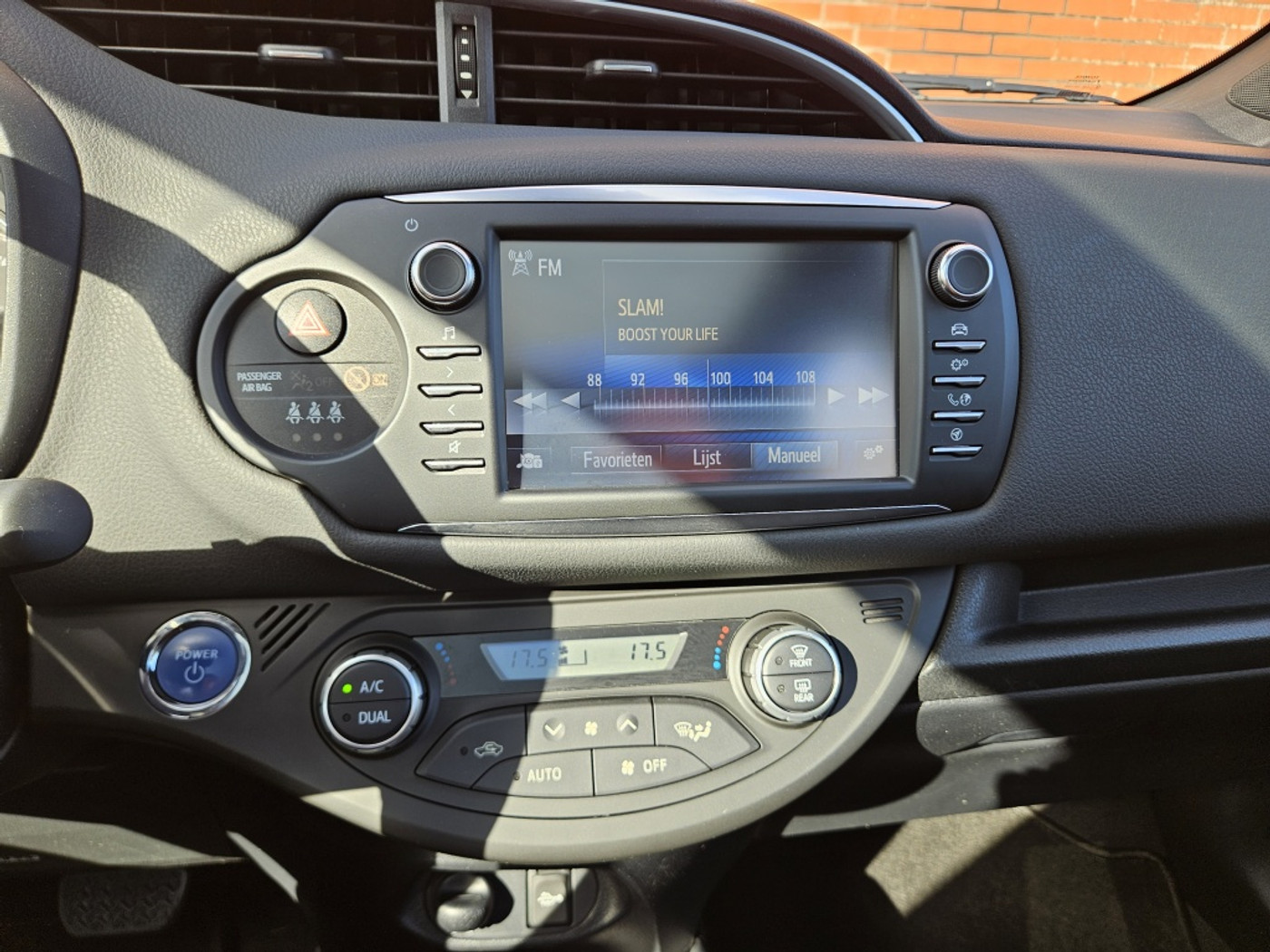 Foto van Toyota Toyota Yaris Hybrid