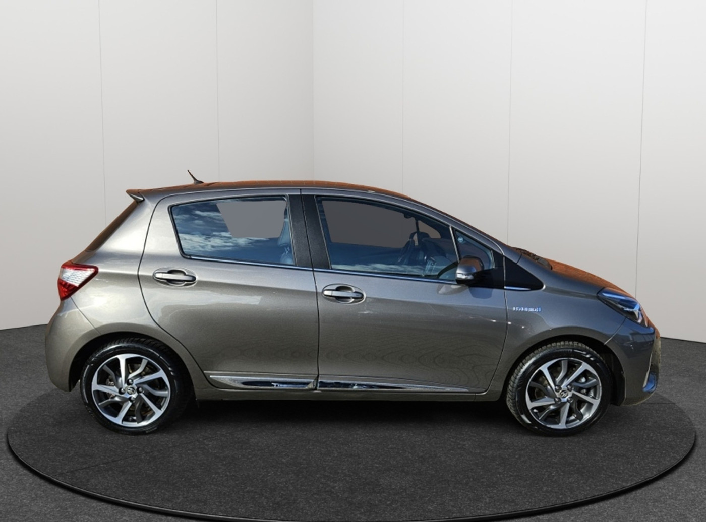 Foto van Toyota Toyota Yaris Hybrid
