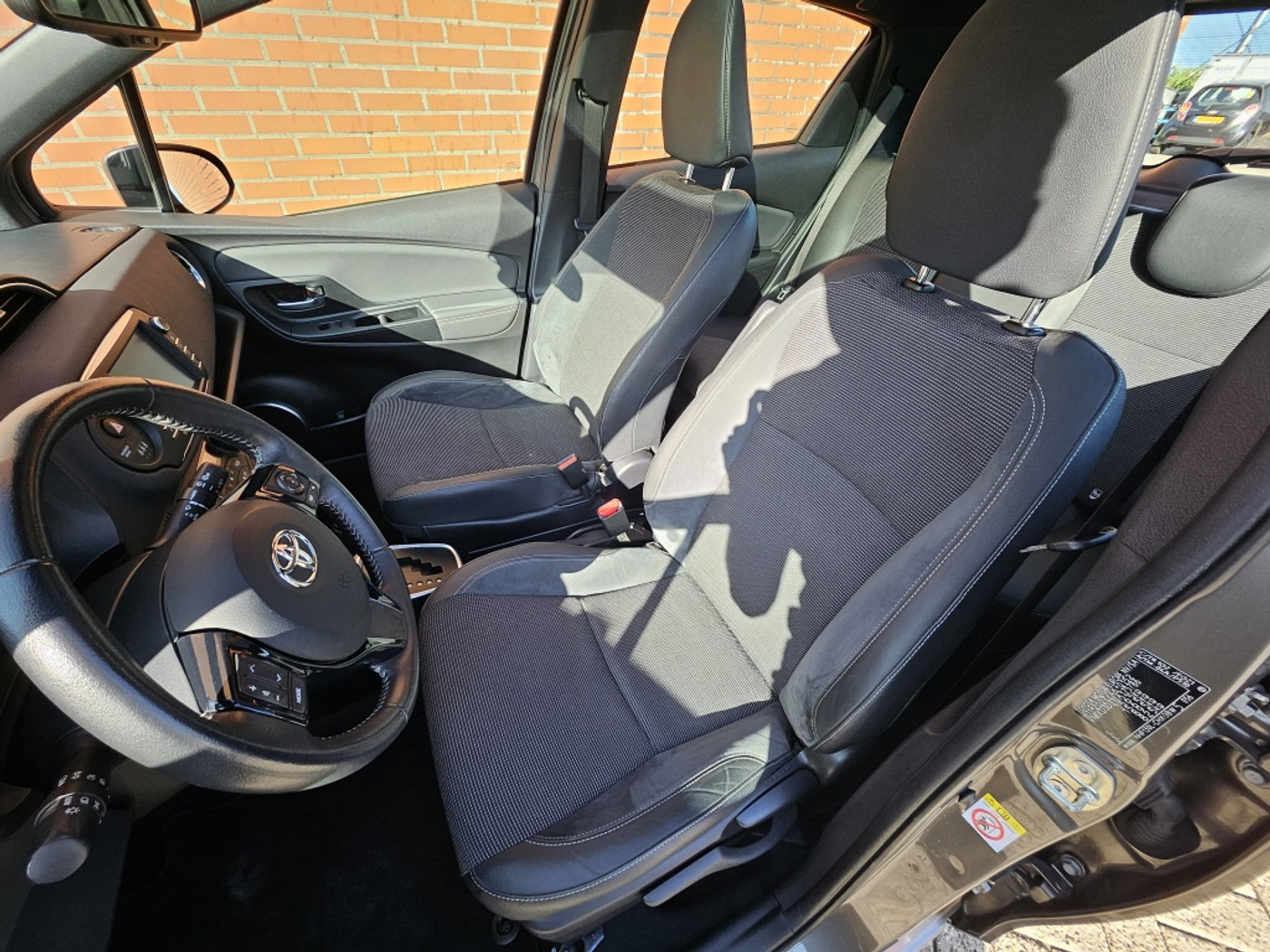 Foto van Toyota Toyota Yaris Hybrid