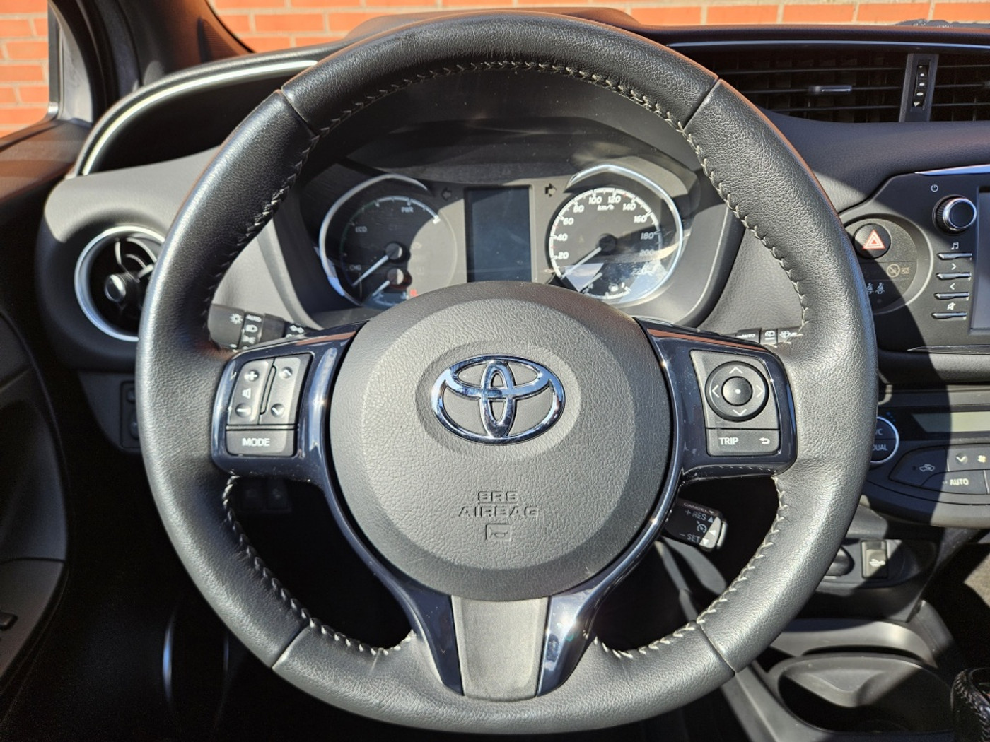 Foto van Toyota Toyota Yaris Hybrid