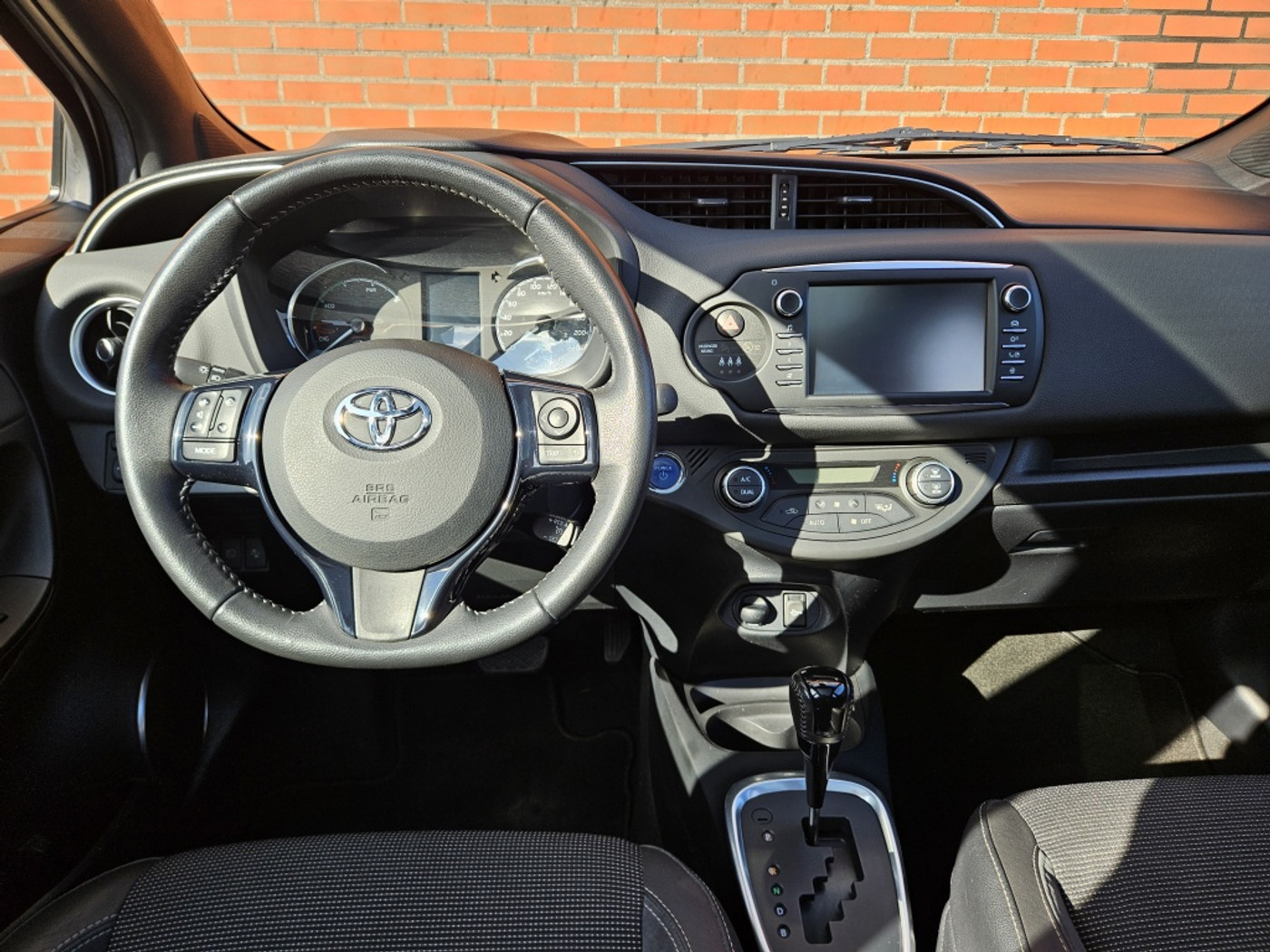 Foto van Toyota Toyota Yaris Hybrid