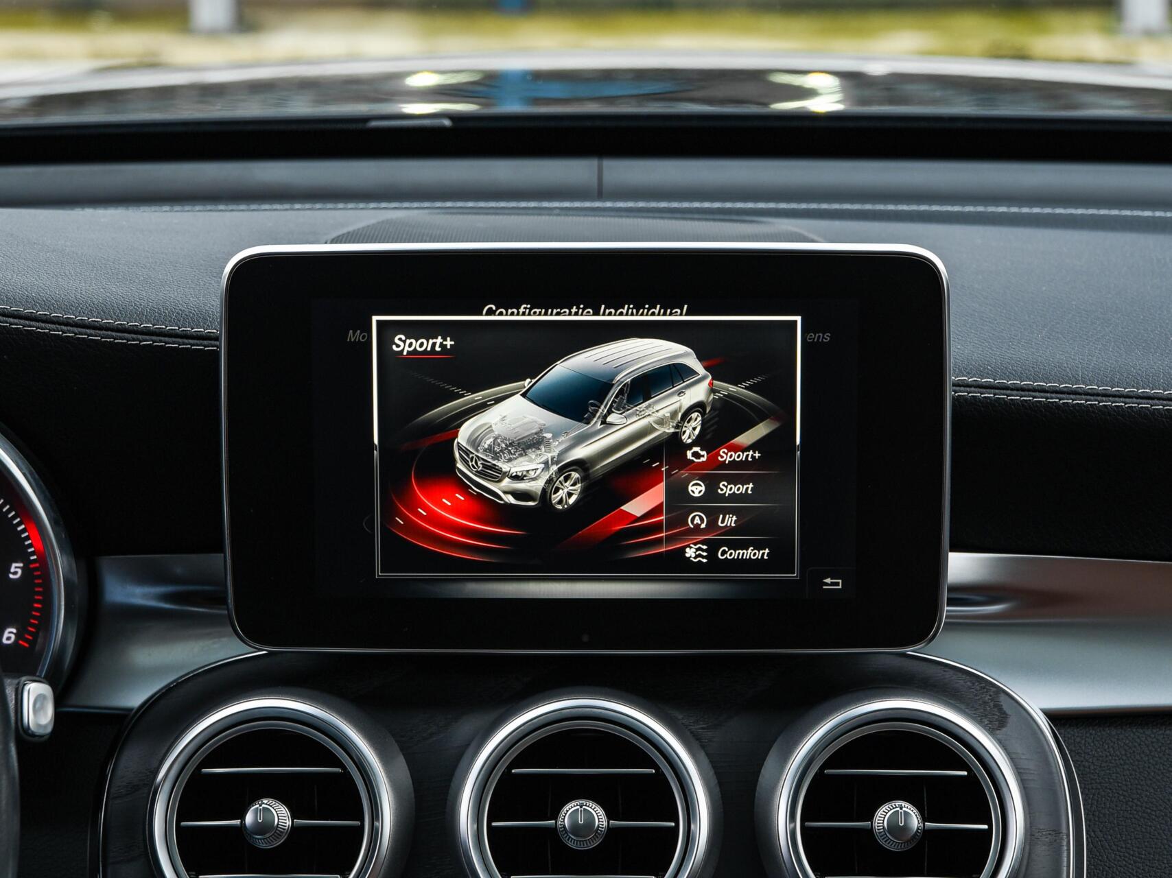 Foto van Mercedes-Benz GLC 350 D 4Matic