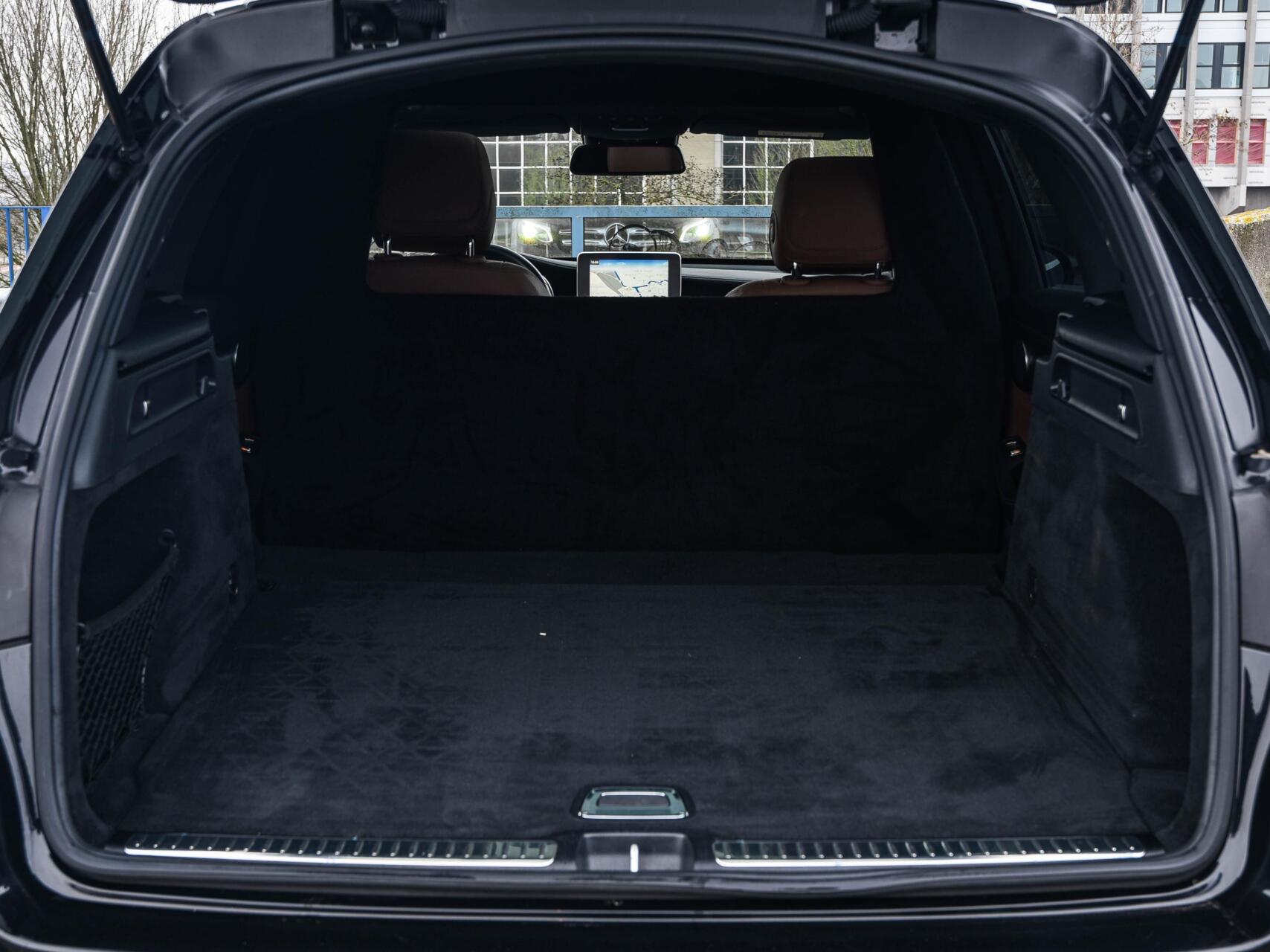 Foto van Mercedes-Benz GLC 350 D 4Matic