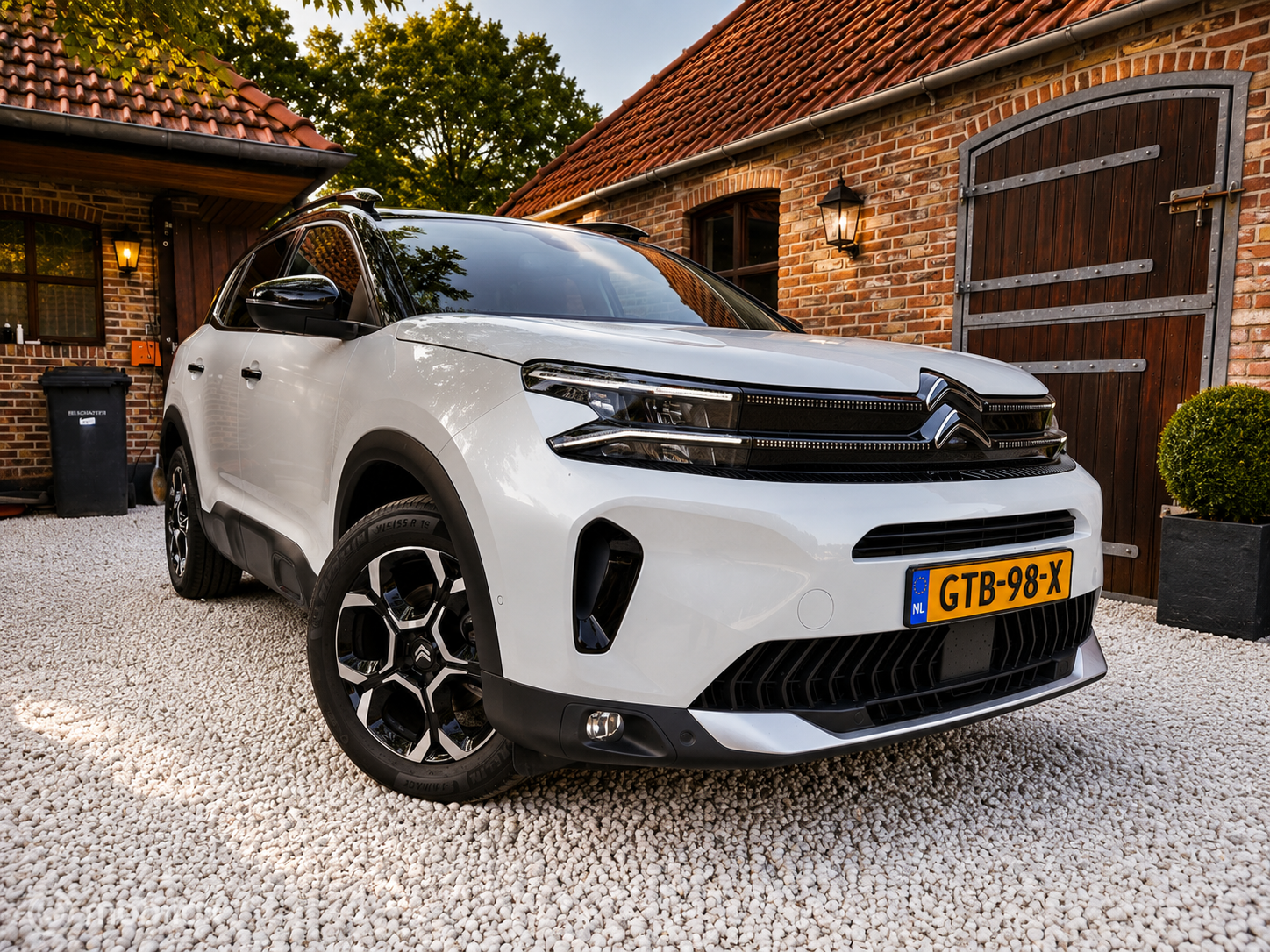 Citroen C5 Aircross 1.2 Hybrid 136 Max 2024 - voorkant
