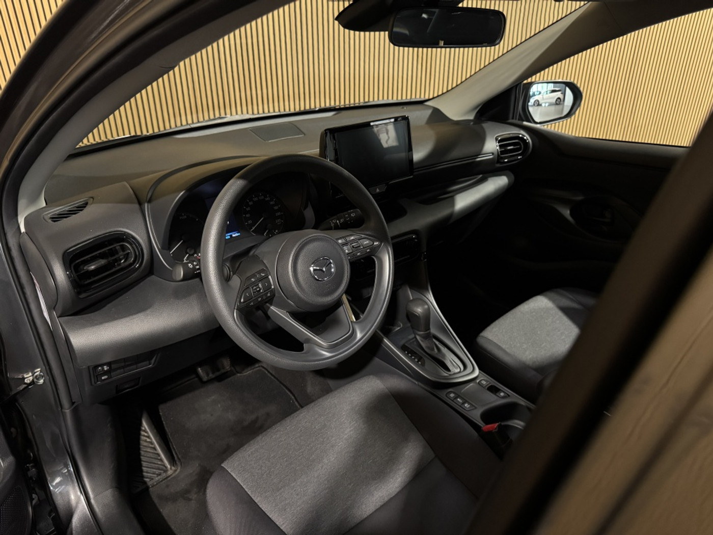 Foto van Mazda Mazda2 Hybrid