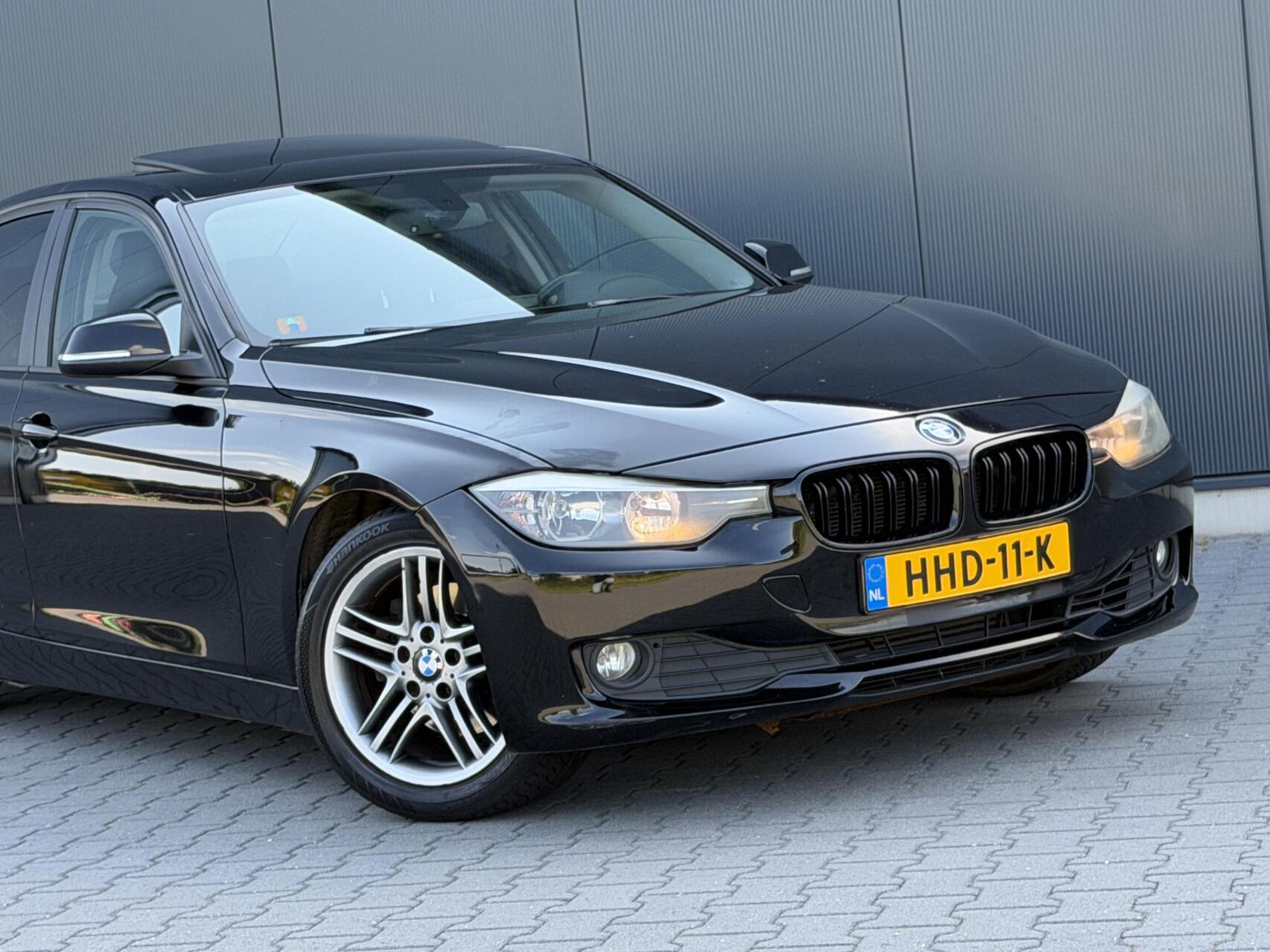Foto van BMW 328i