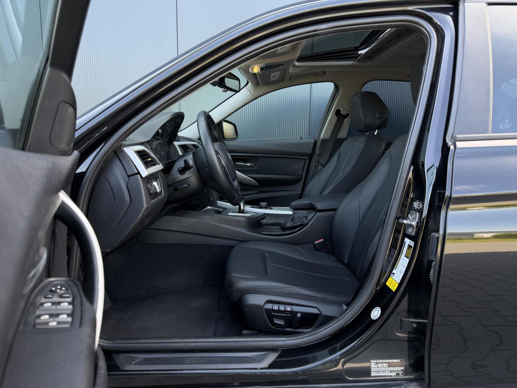 Foto van BMW 328i