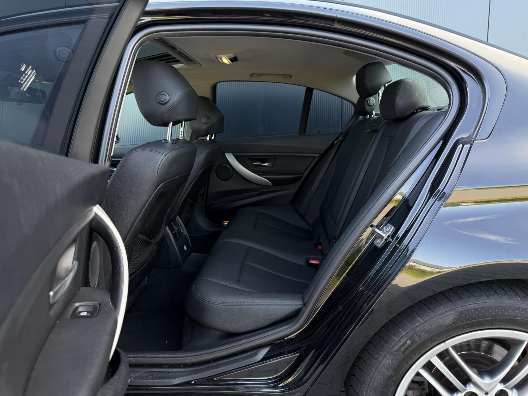Foto van BMW 328i