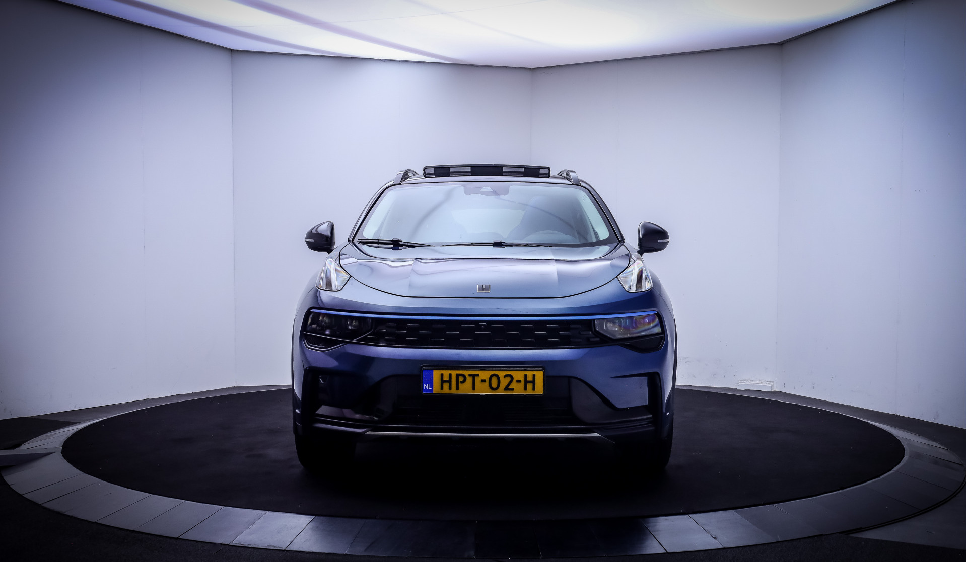 Foto van Lynk&co LYNK & Co 01