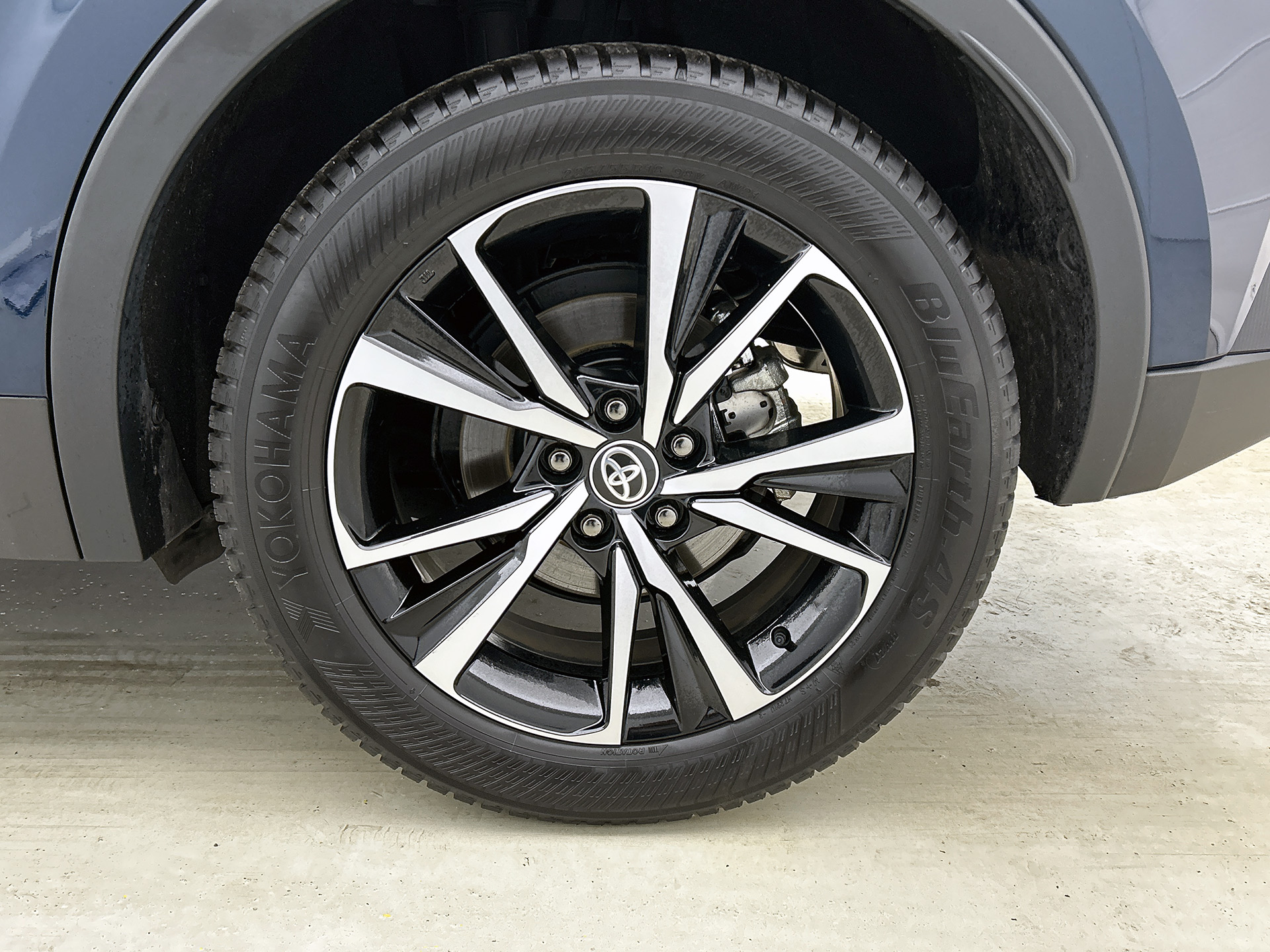 Foto van Toyota Toyota C-hr