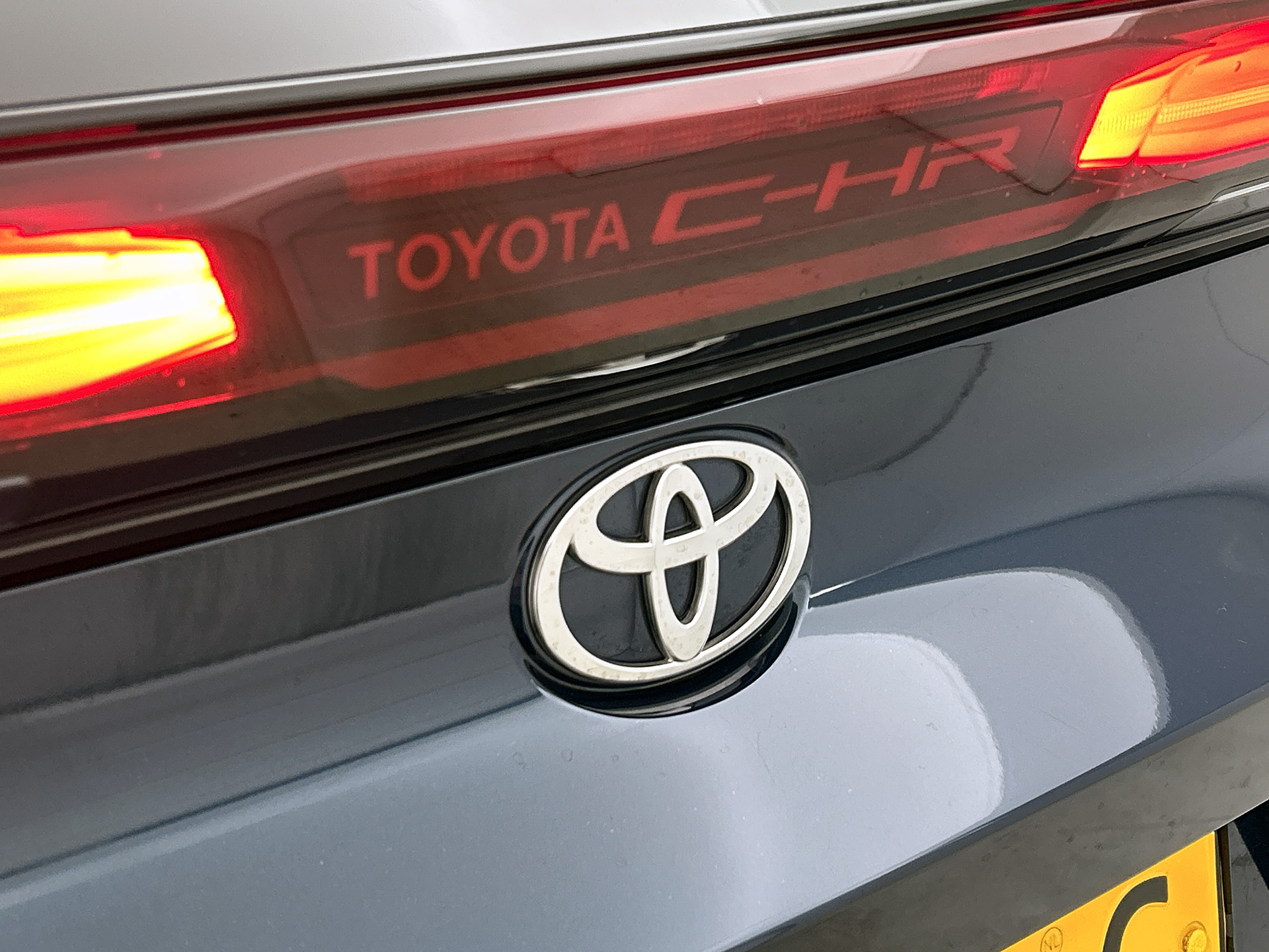 Foto van Toyota Toyota C-hr