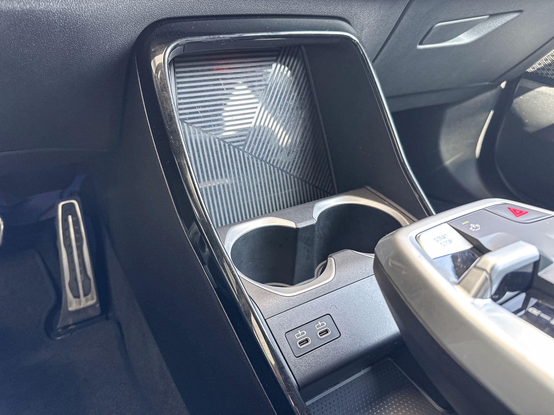 Foto van BMW Ix1 Edrive20