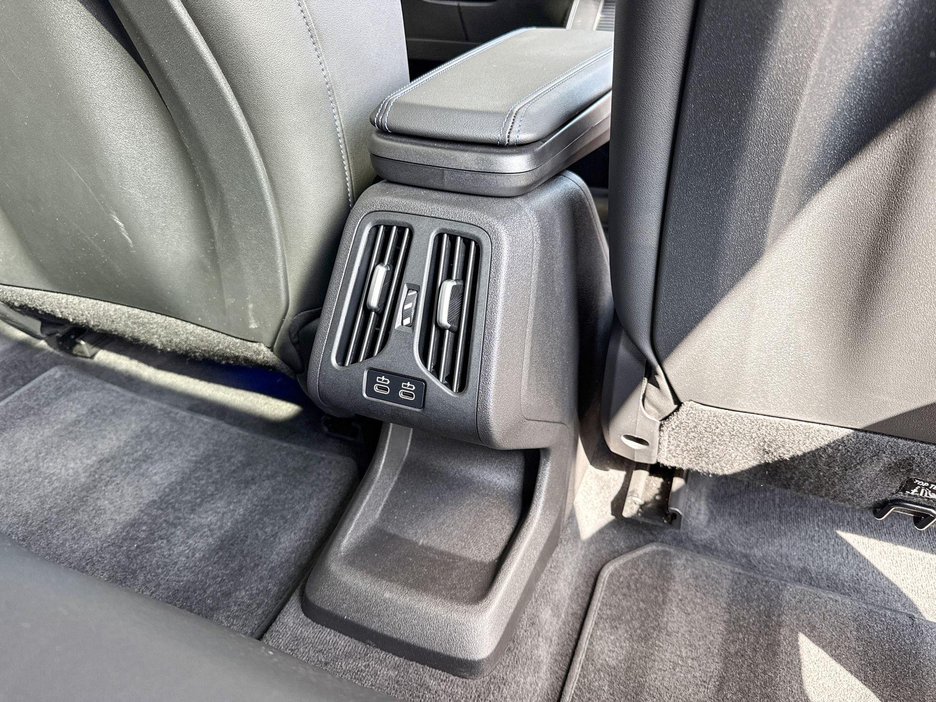 Foto van BMW Ix1 Edrive20