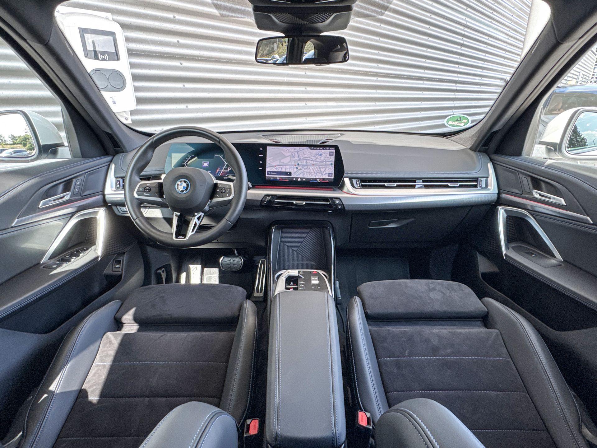 Foto van BMW Ix1 Edrive20