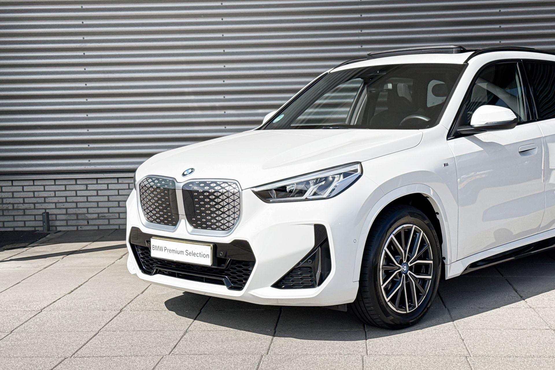 Foto van BMW Ix1 Edrive20