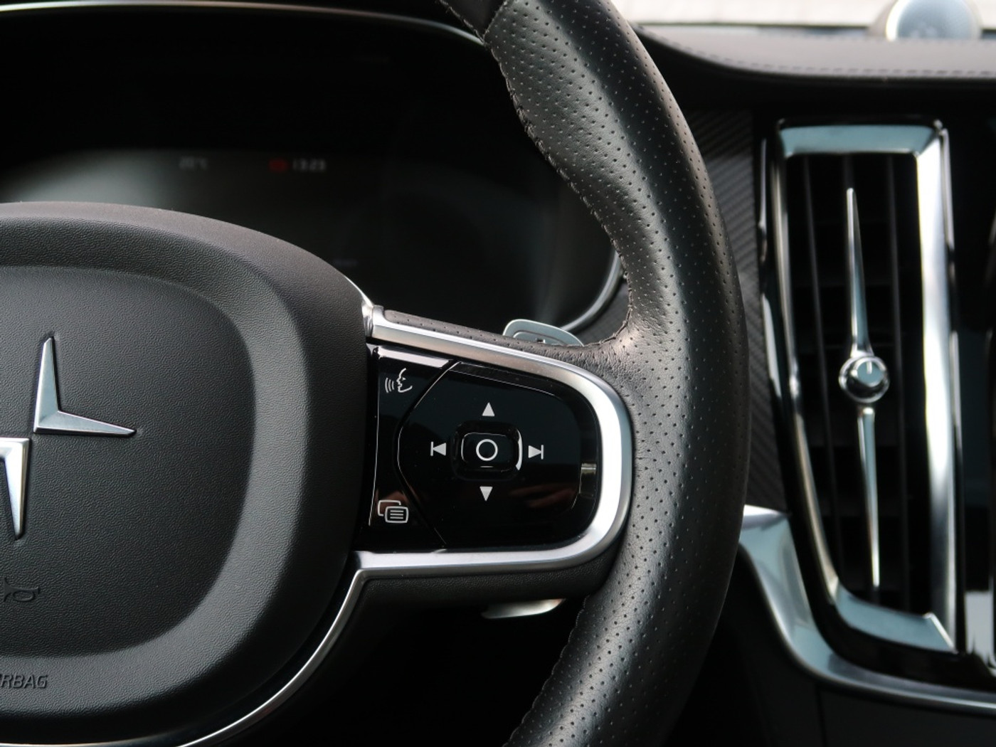 Foto van Polestar 1