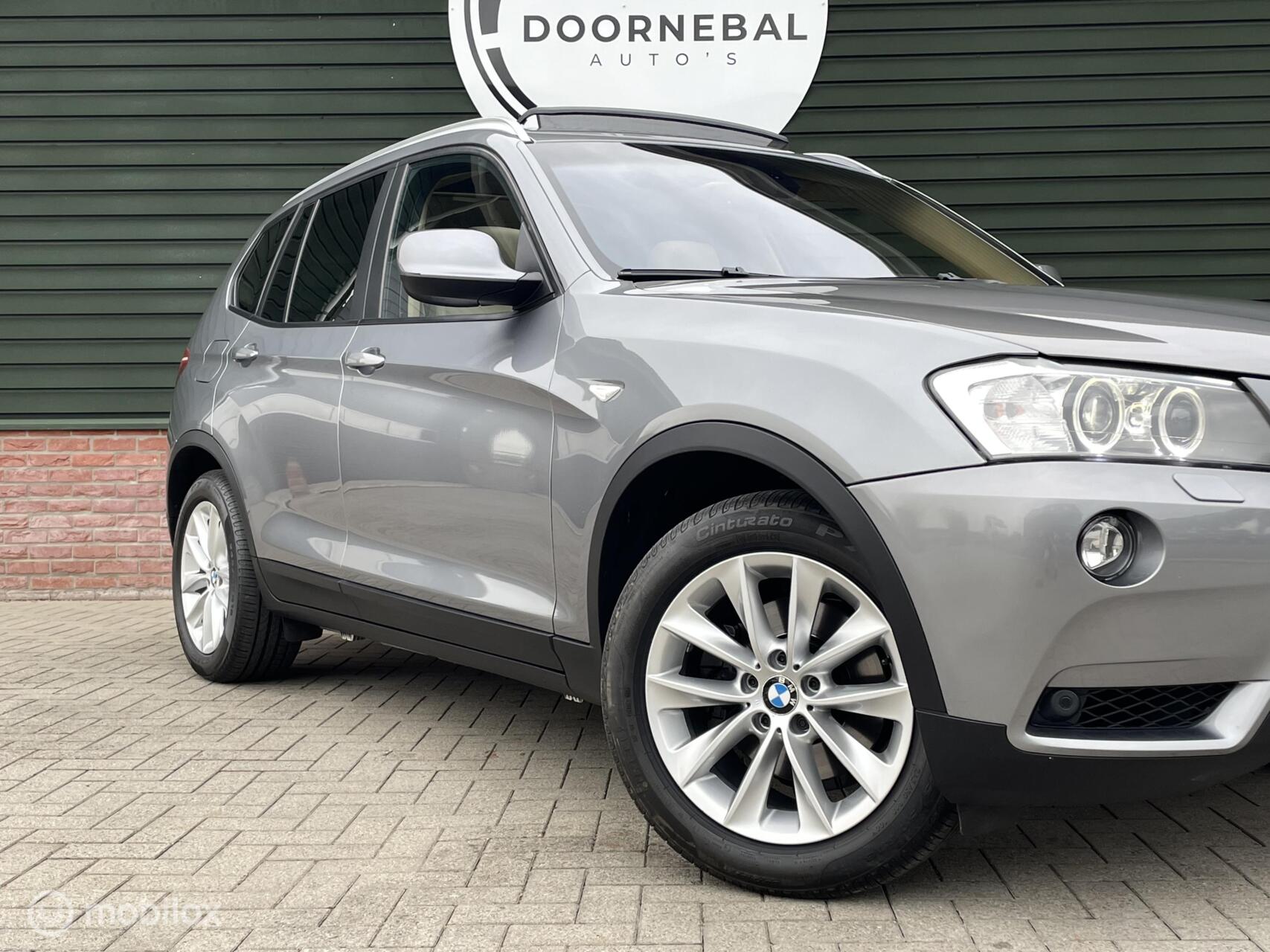 Foto van BMW X3 Xdrive35i