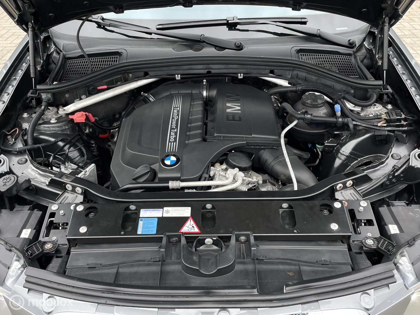 Foto van BMW X3 Xdrive35i