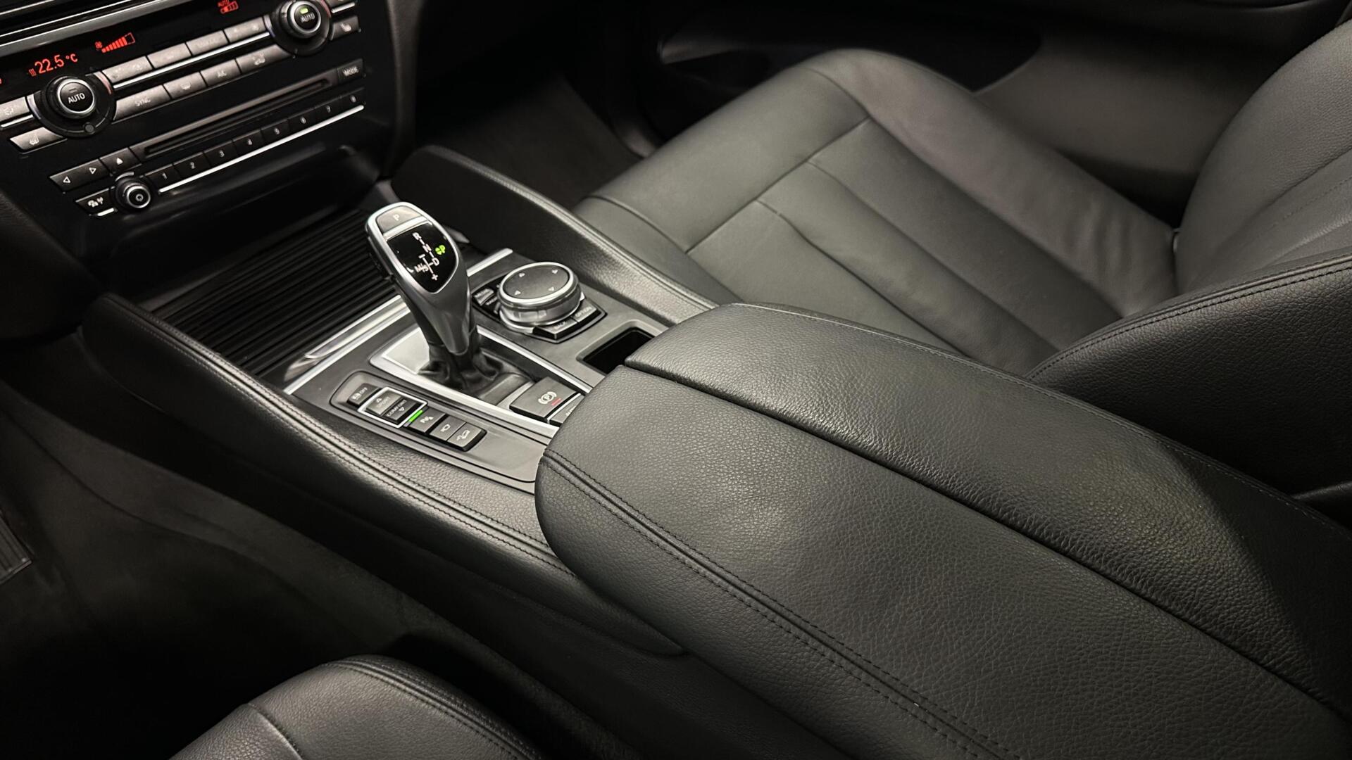 Foto van BMW X6 Xdrive40d
